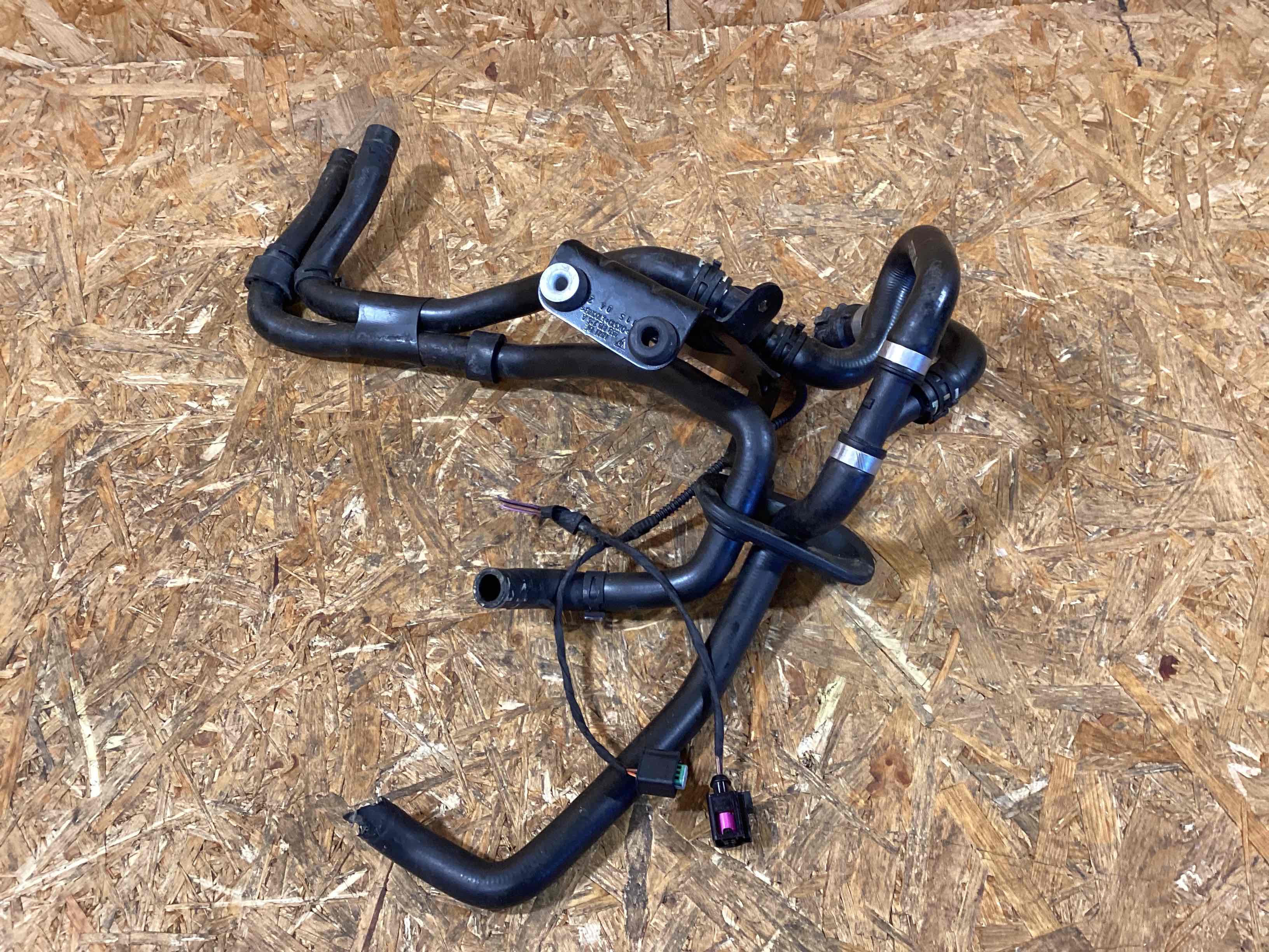 Клапан электромагнитный Porsche Macan 250226-104