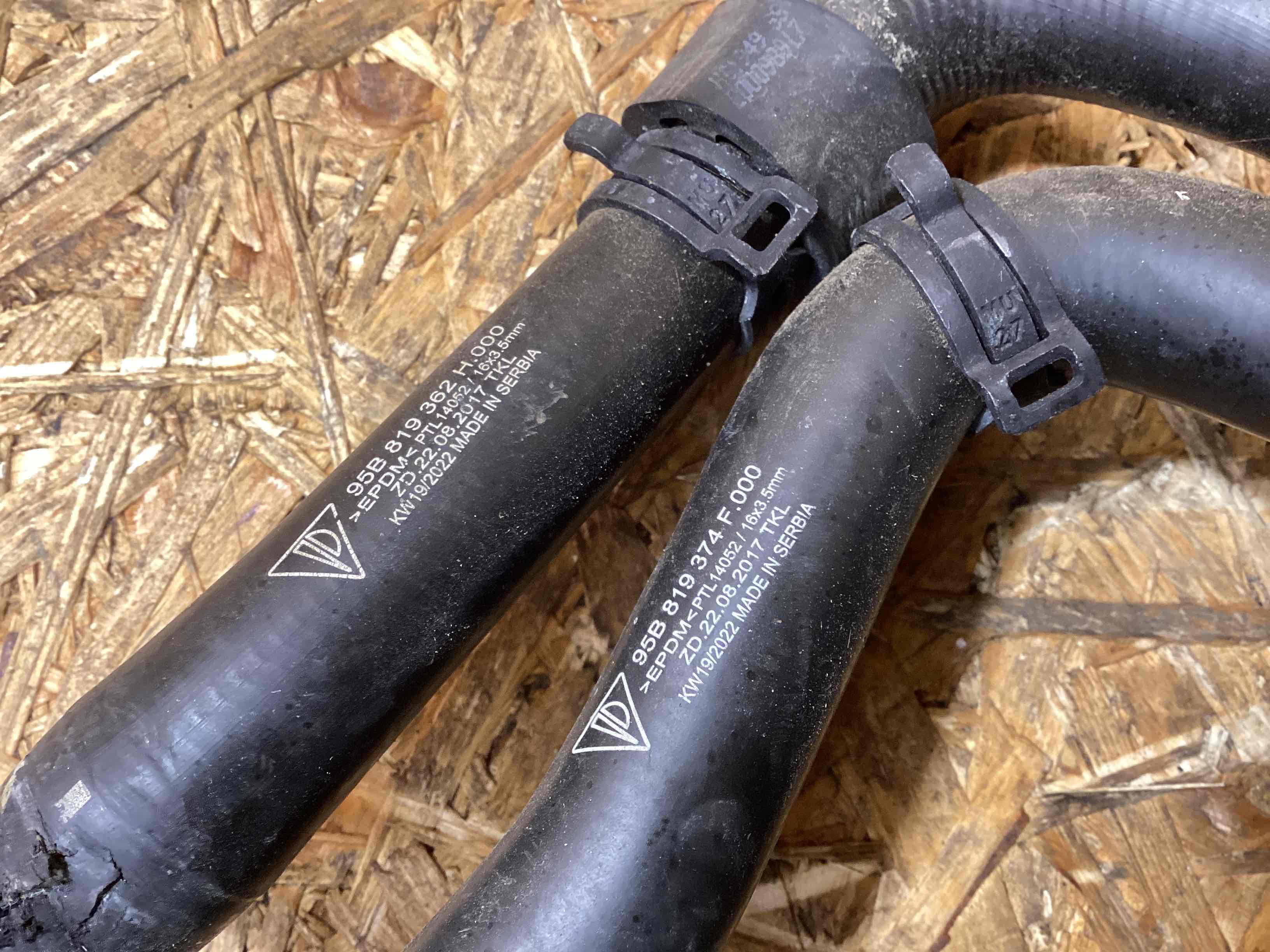 Клапан электромагнитный Porsche Macan 250226-104