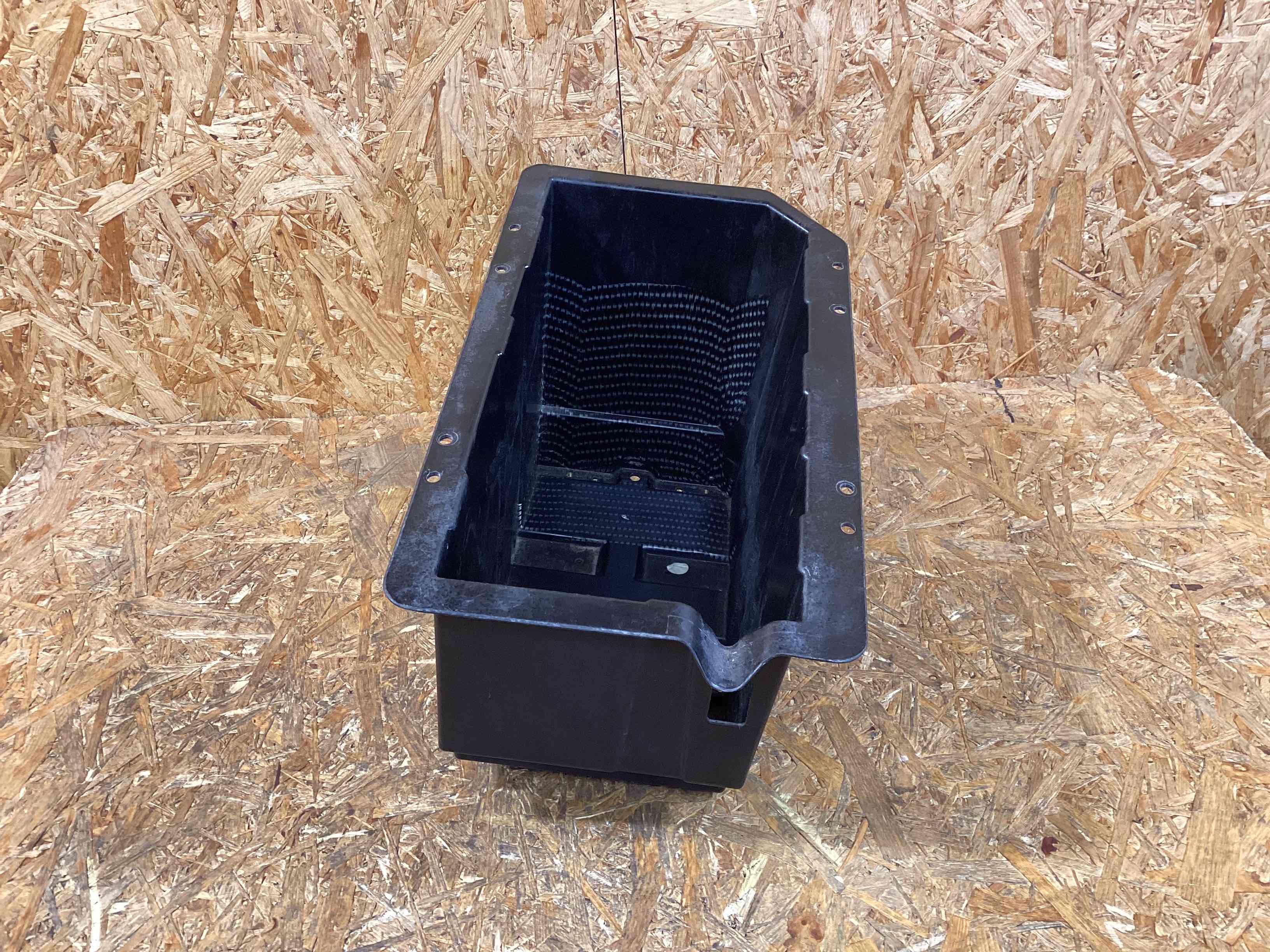 Аккумуляторная батарея, конвертор, проводка, крепление и др. Mercedes Sprinter 250226-106