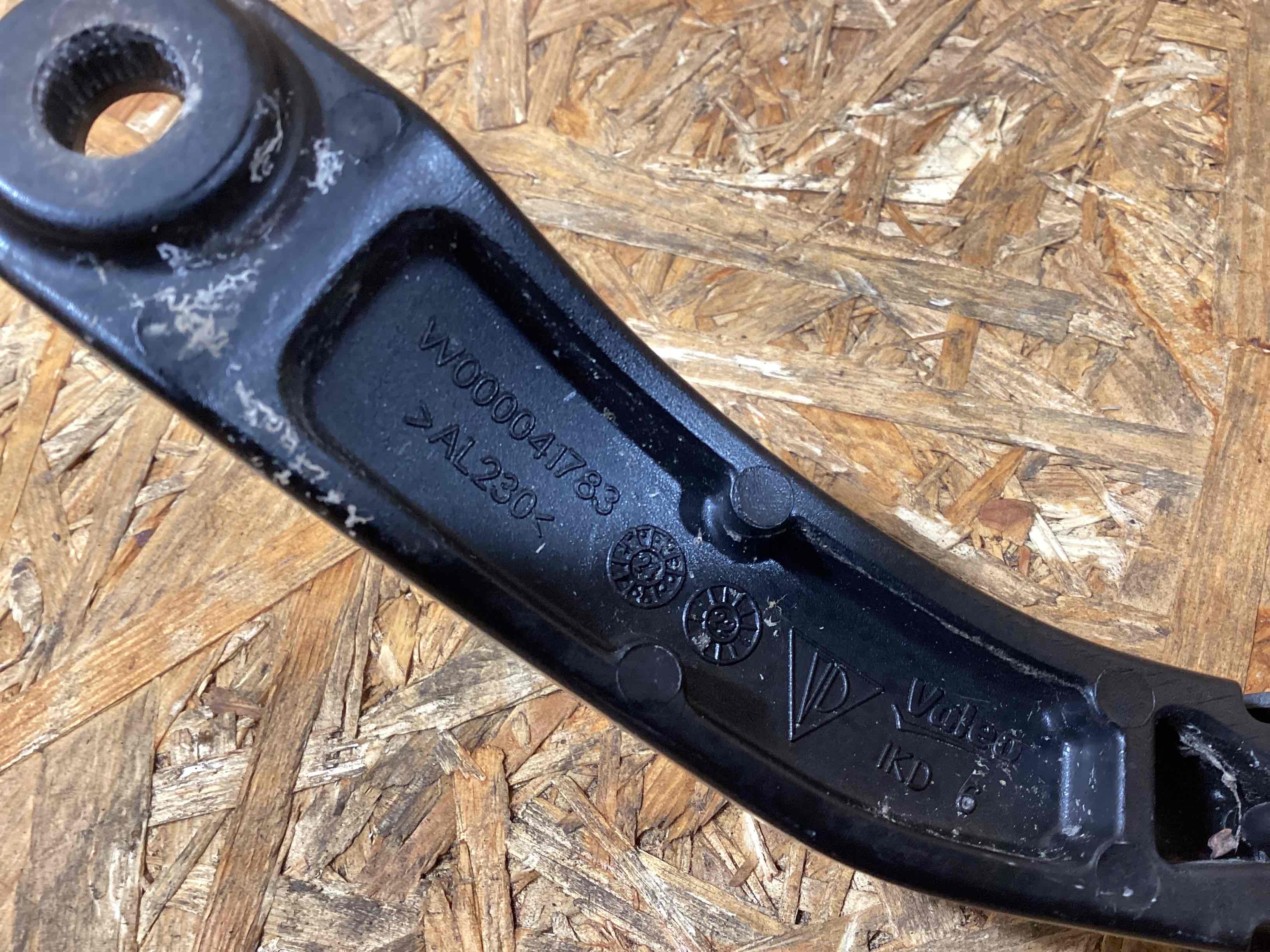 Стеклоочистители (дворники), накладки Porsche Macan 250226-112