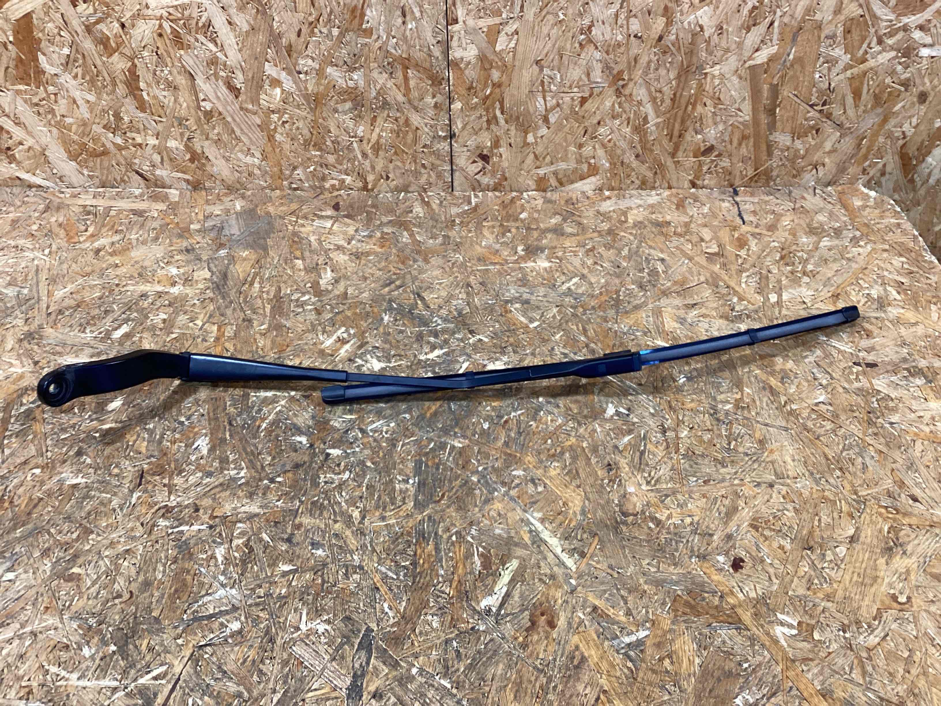 Стеклоочистители (дворники), накладки Porsche Macan 250226-112