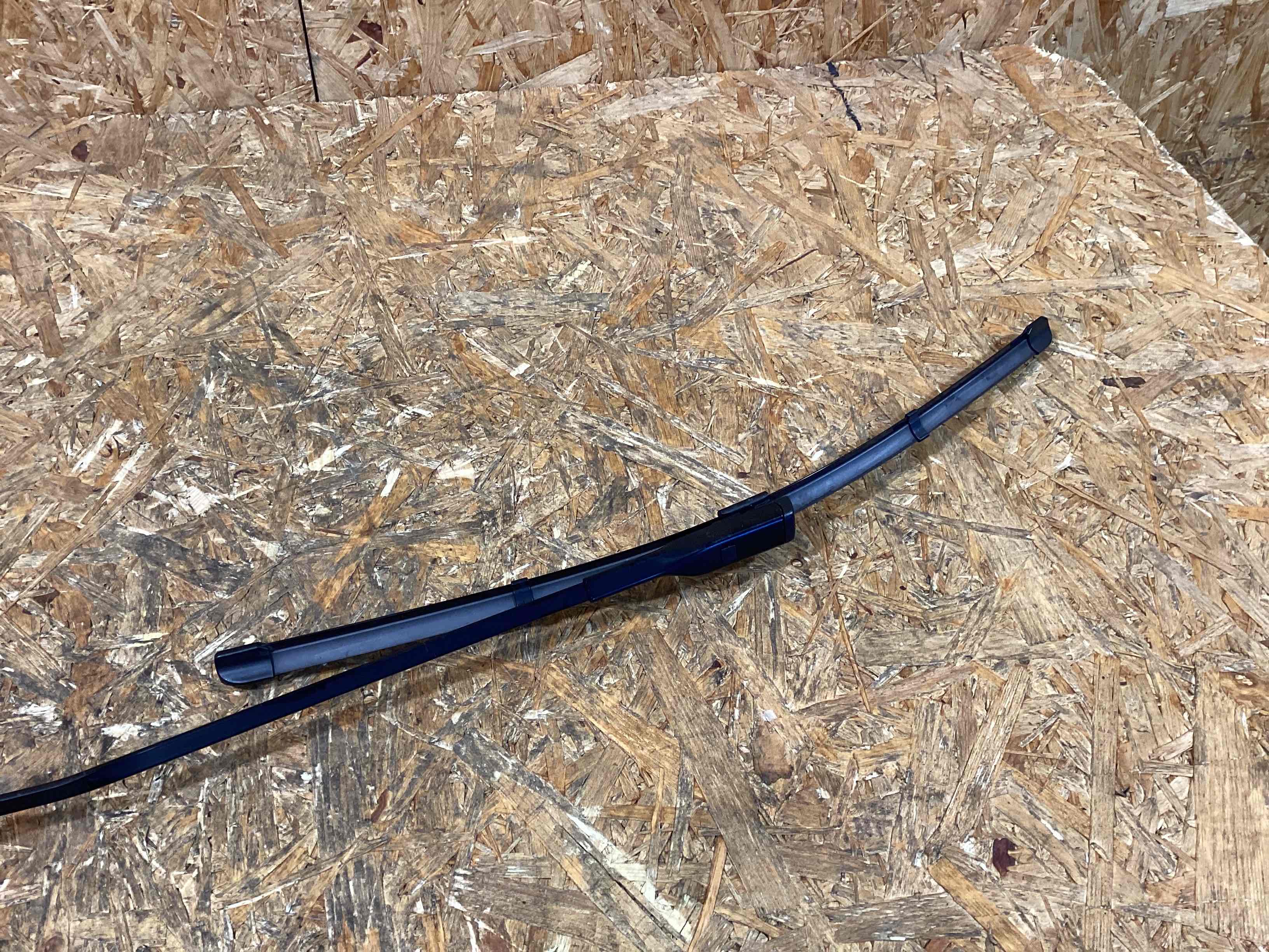 Стеклоочистители (дворники), накладки Porsche Macan 250226-113