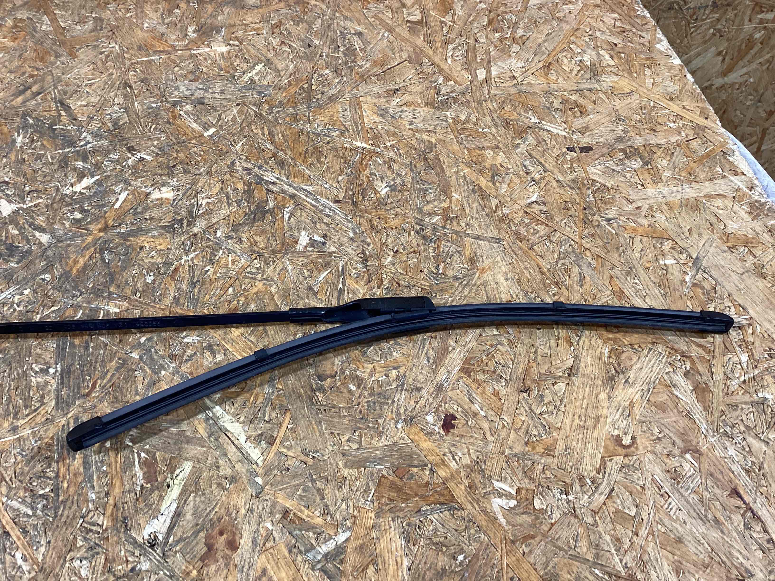 Стеклоочистители (дворники), накладки Porsche Macan 250226-113