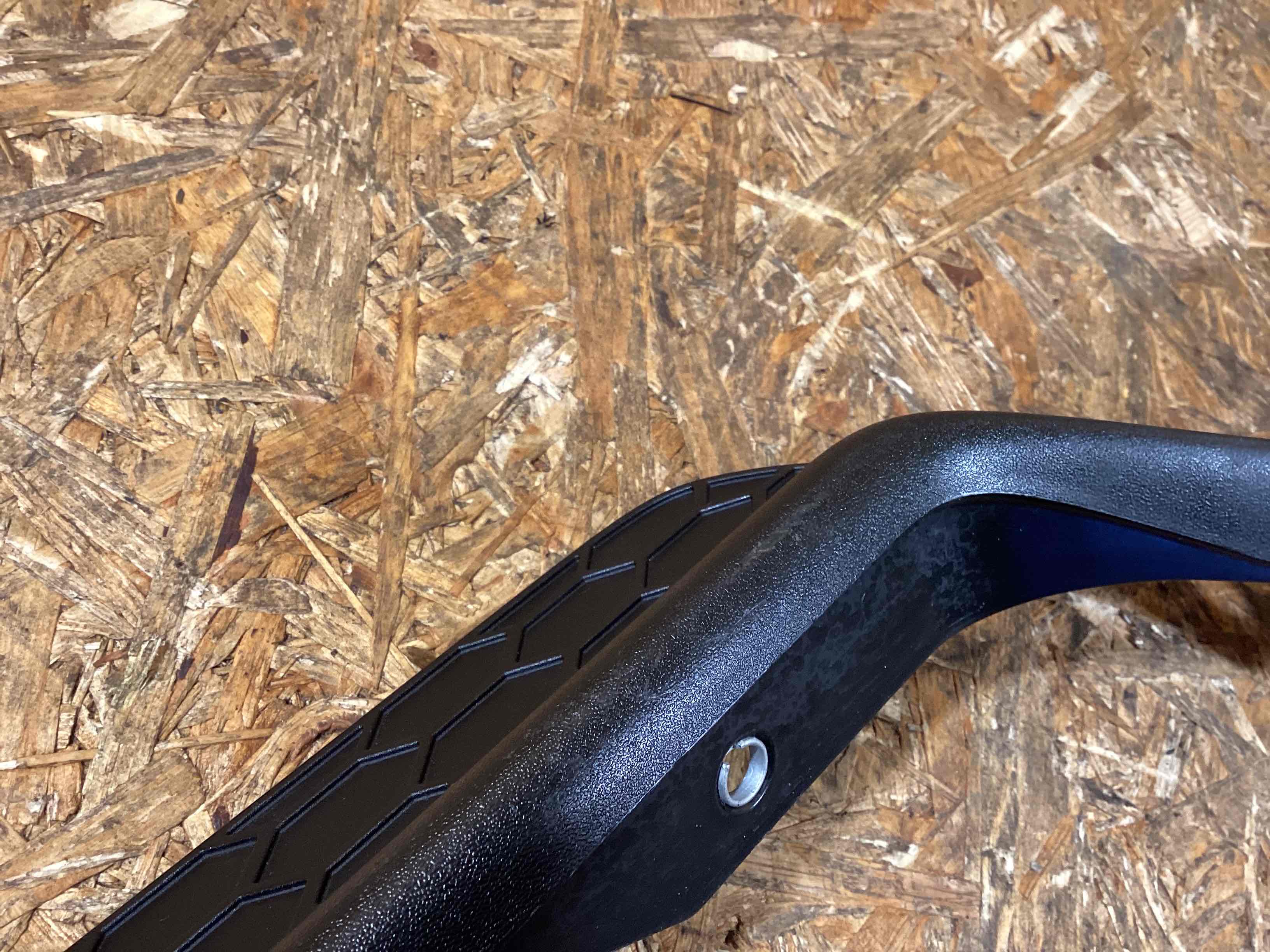 Заглушка, вставка (решетка) в бампер Porsche Cayenne 250226-116