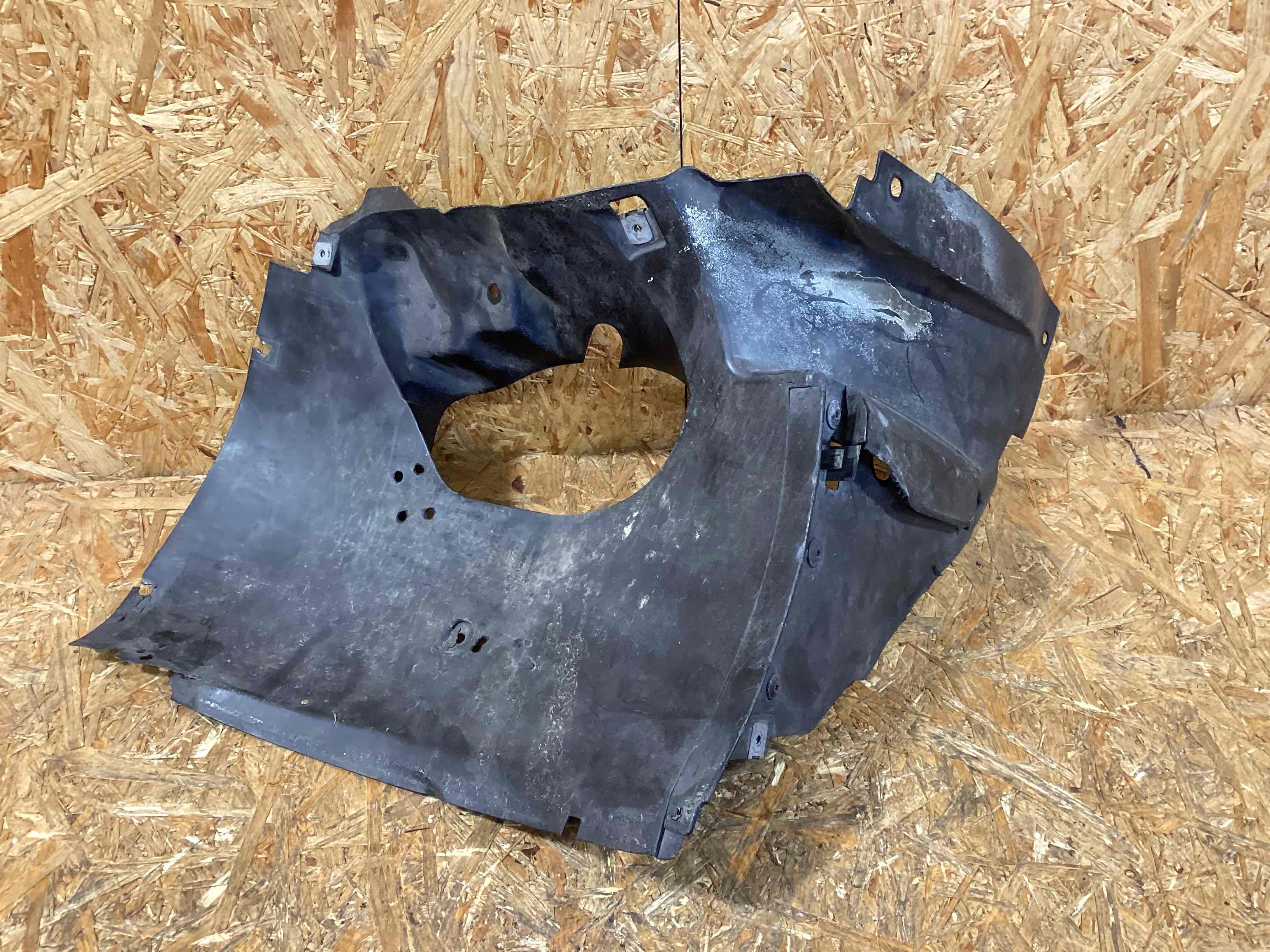 Защита арок передняя левая (подкрылок) Porsche 911 250226-119