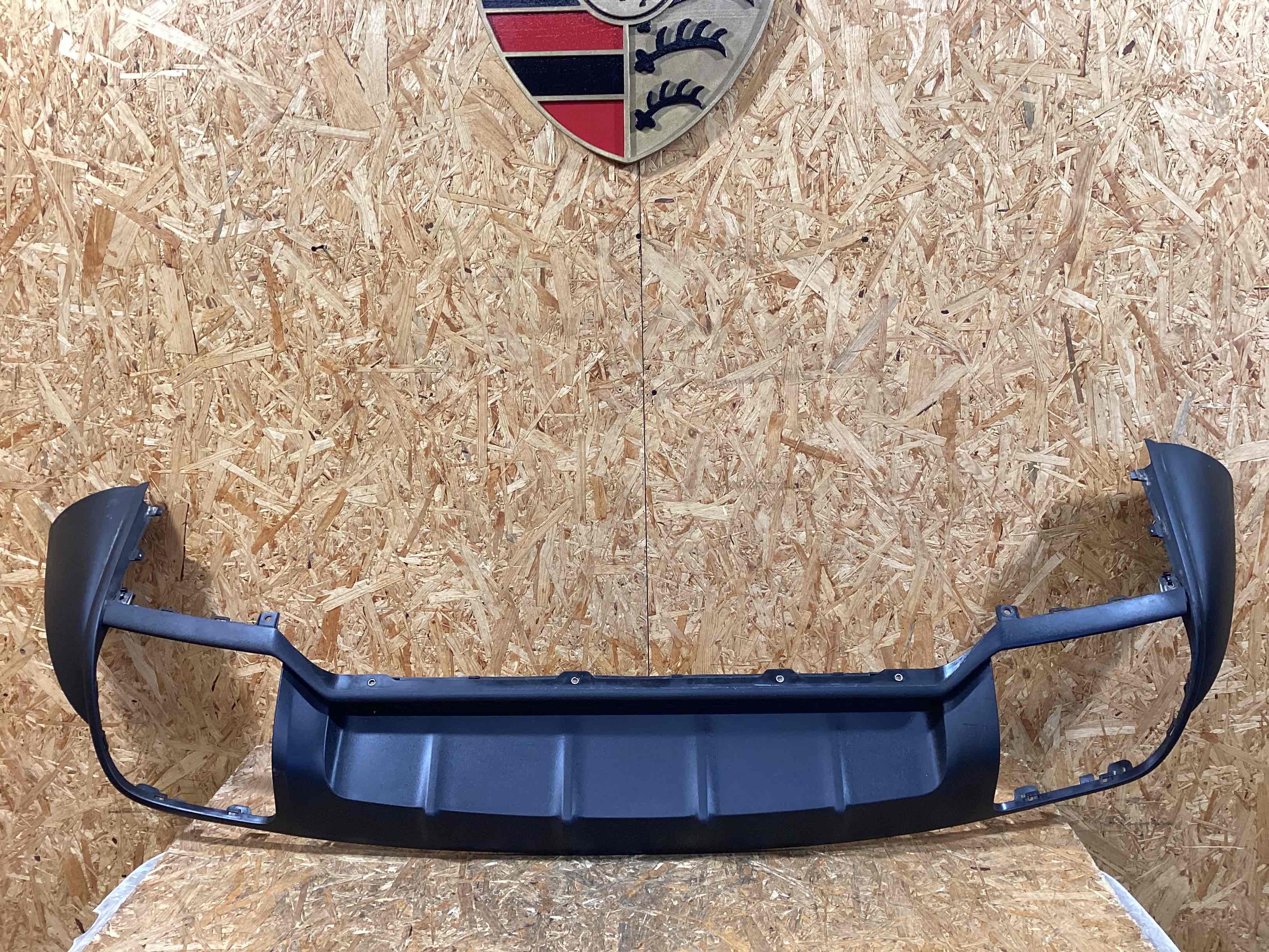 Накладка на бампер Porsche Cayenne 250226-121