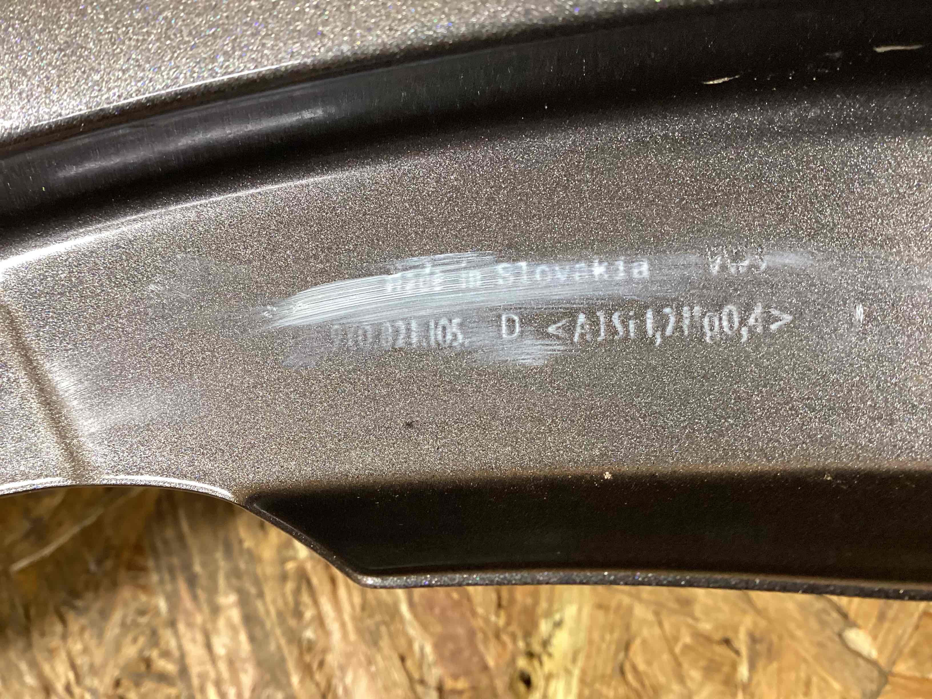 Крыло переднее левое Porsche Cayenne 250226-124