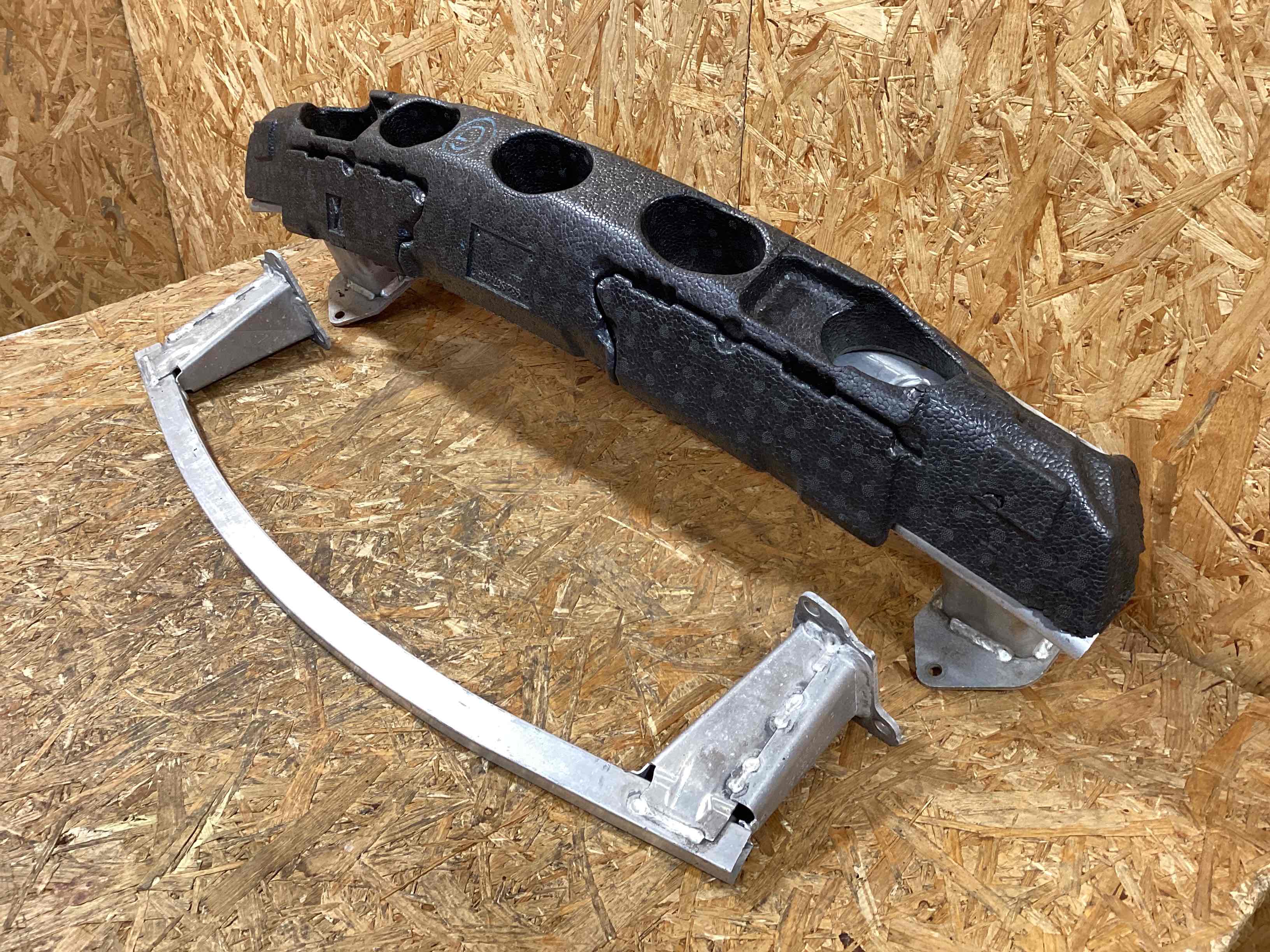 Усилитель бампера переднего Porsche 911 250226-125