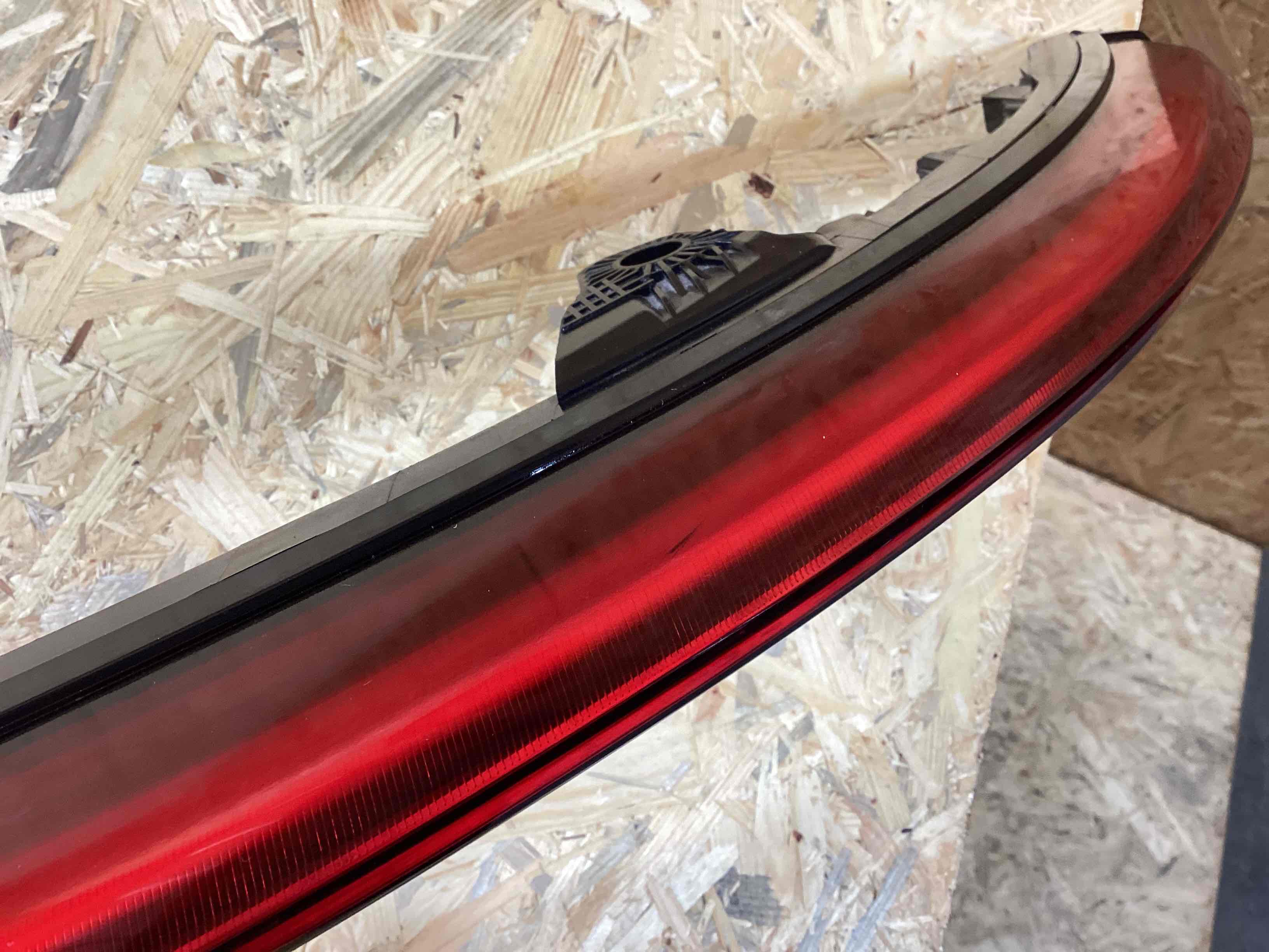 Фонарь стоп-сигнал Porsche 911 250326-103