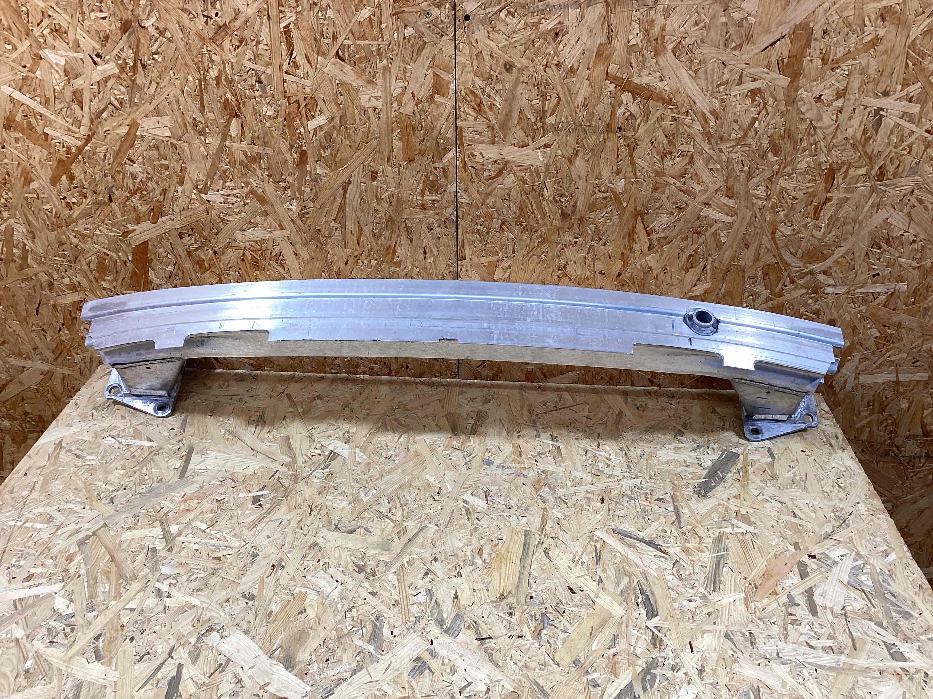 Усилитель бампера заднего Porsche Panamera 250326-104