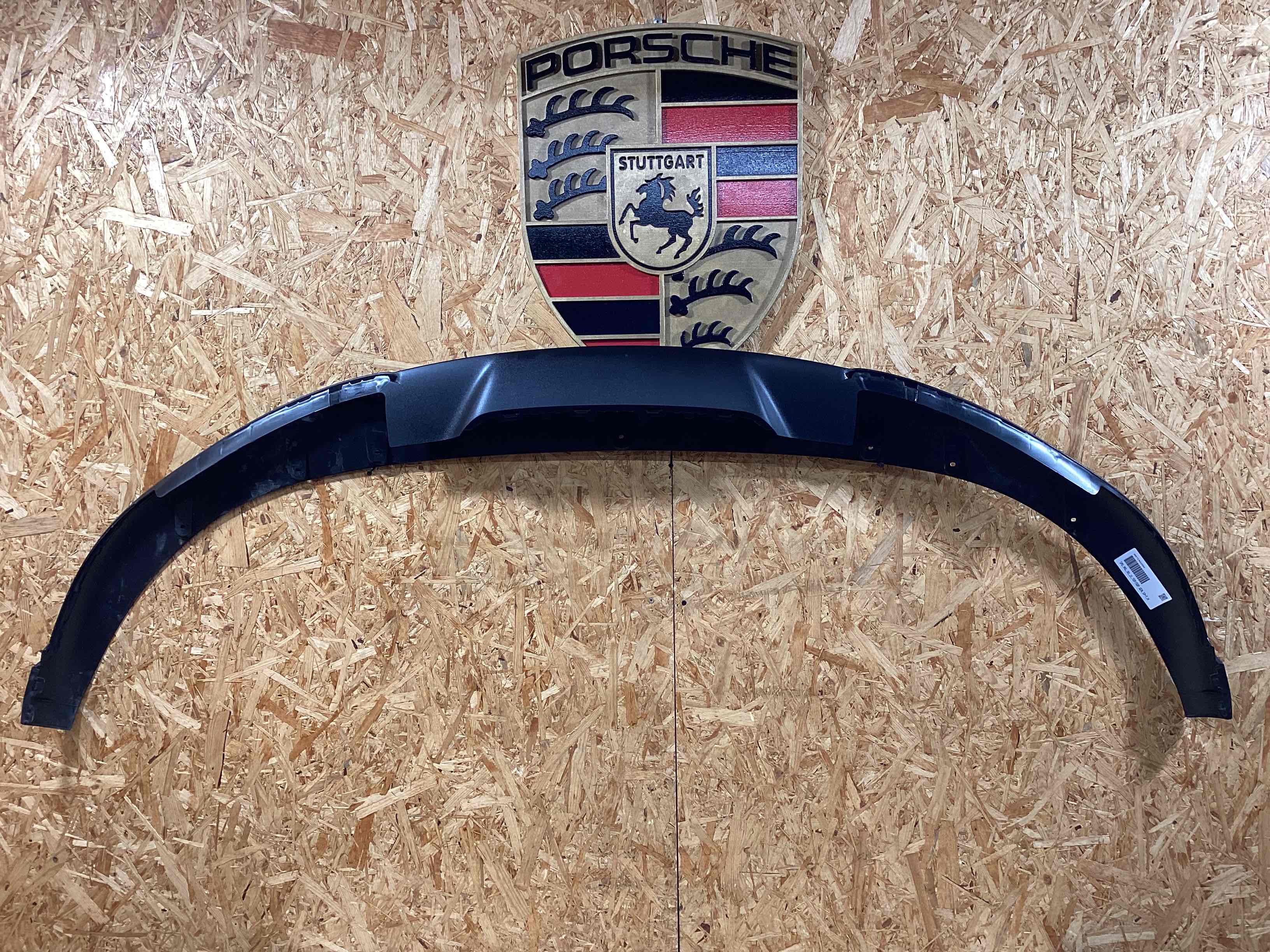 Юбка бампера нижняя Porsche Taycan 250326-106