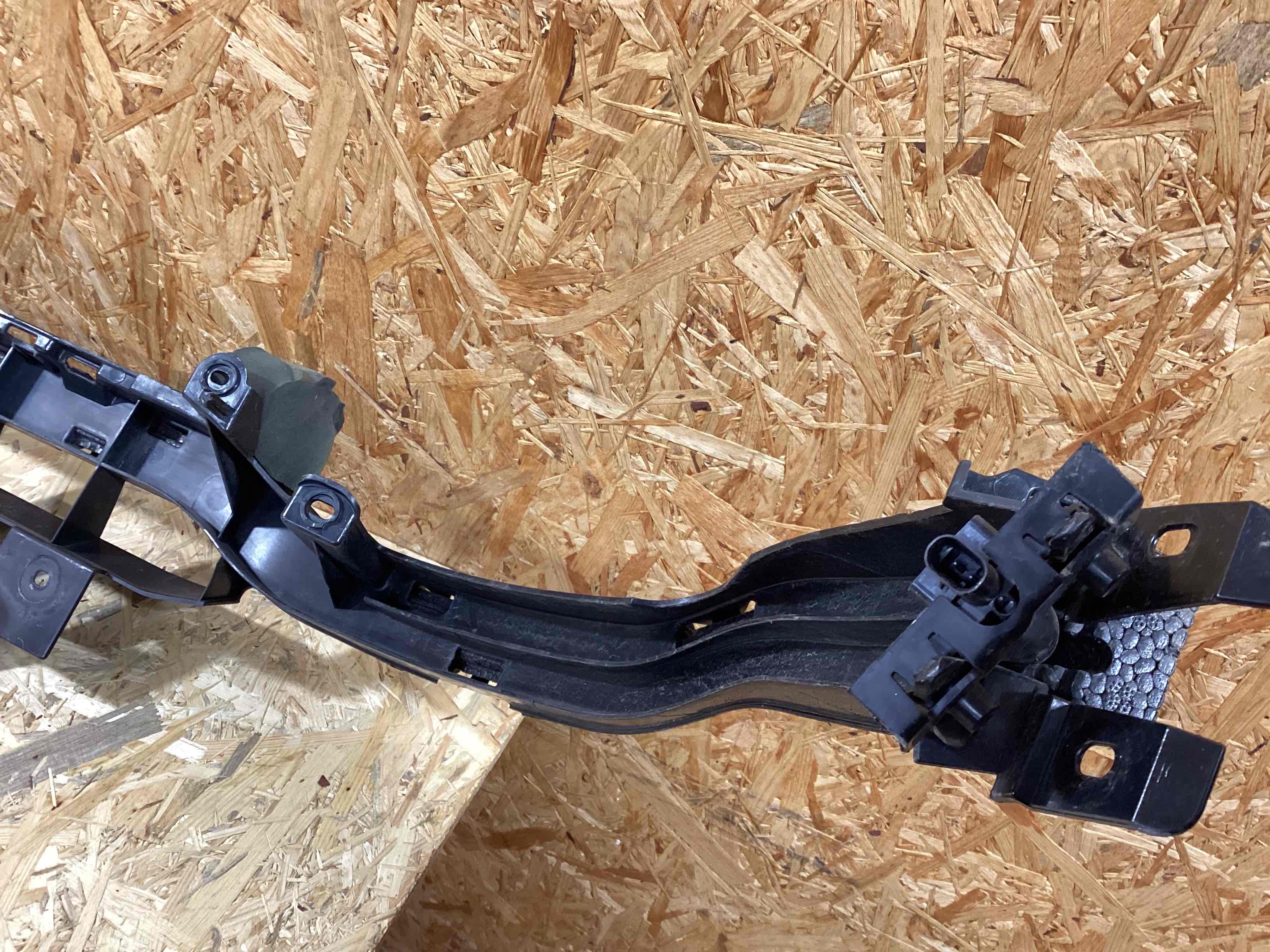 Абсорбер бампера Land Rover Range Rover Evoque L551 250326-108