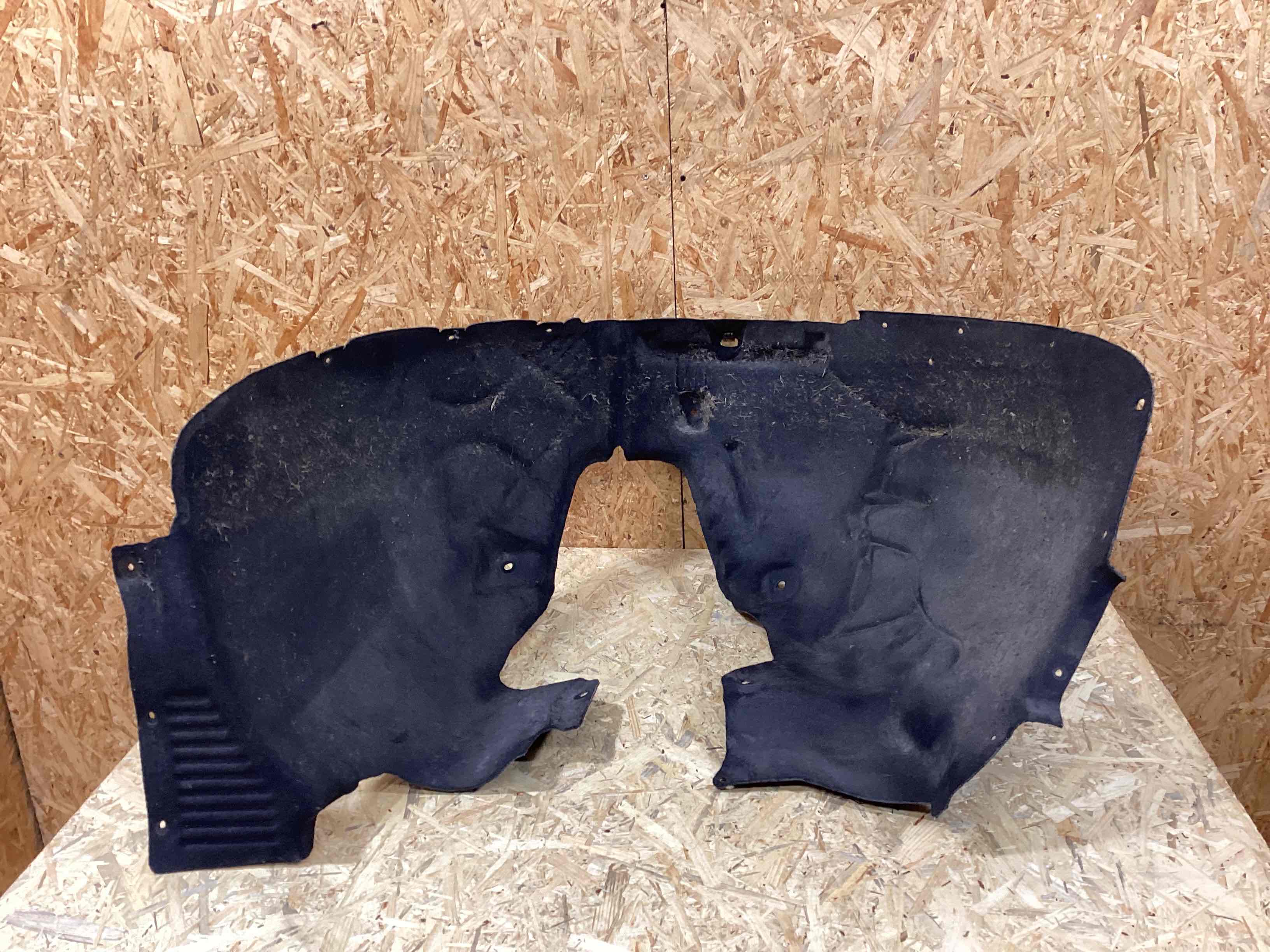 Защита арок передняя правая (подкрылок) Porsche Macan 250326-109