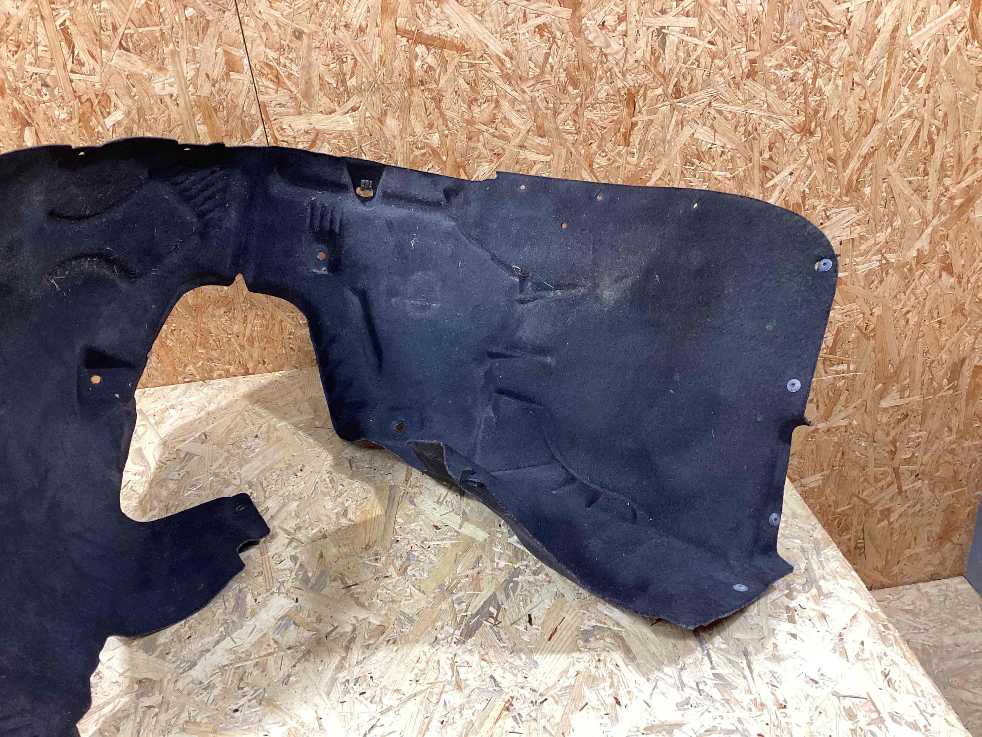 Защита арок передняя правая (подкрылок) Porsche Macan 250326-110