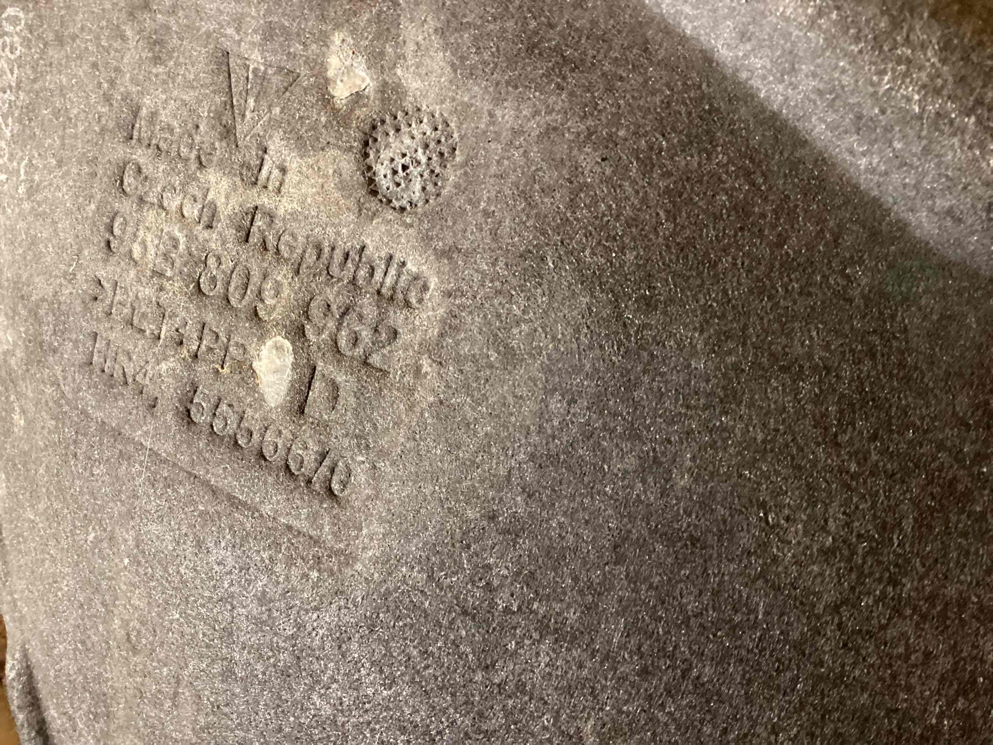 Защита арок передняя правая (подкрылок) Porsche Macan 250326-110