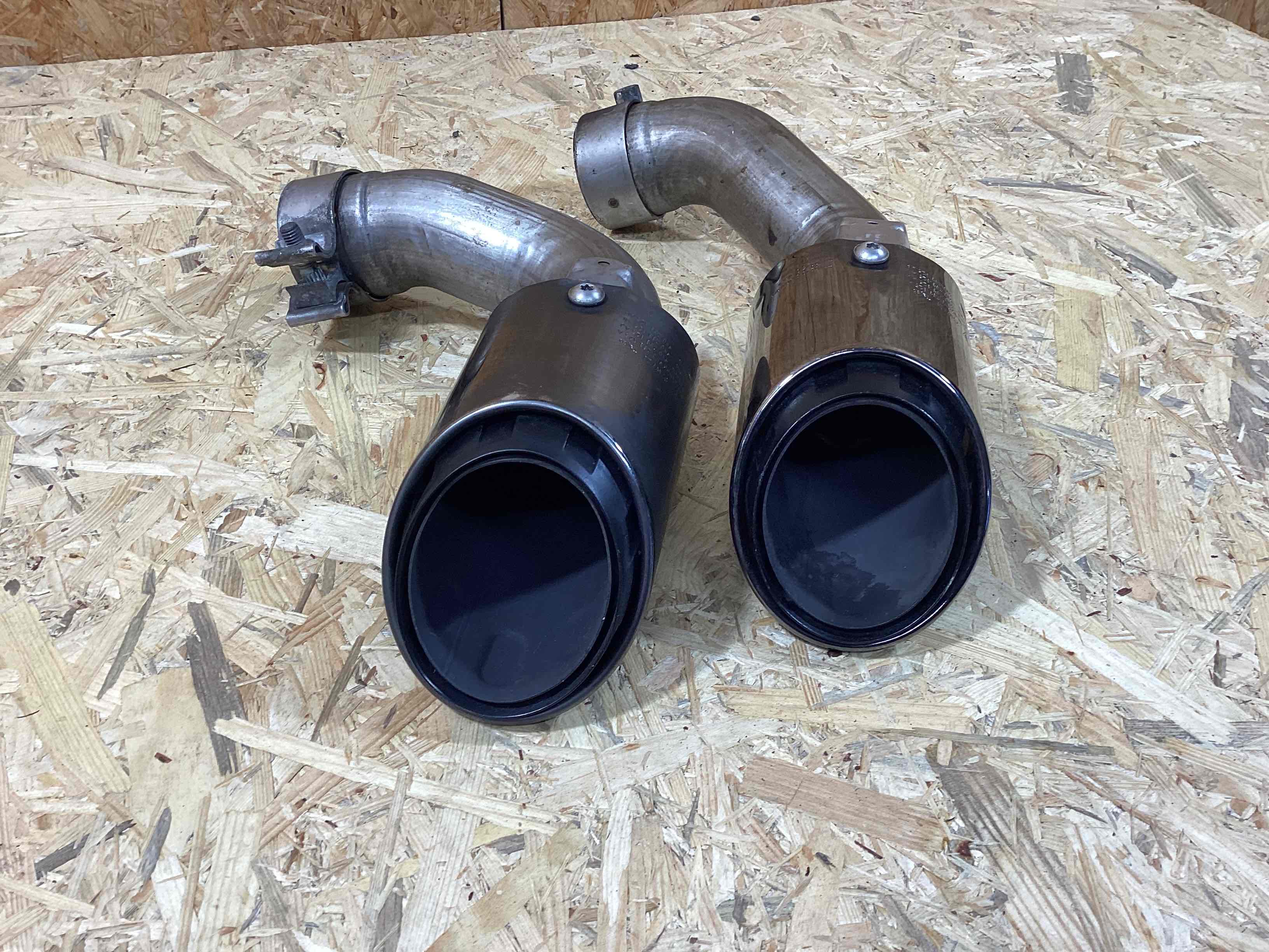 Насадка на глушитель Porsche Cayenne 250326-111