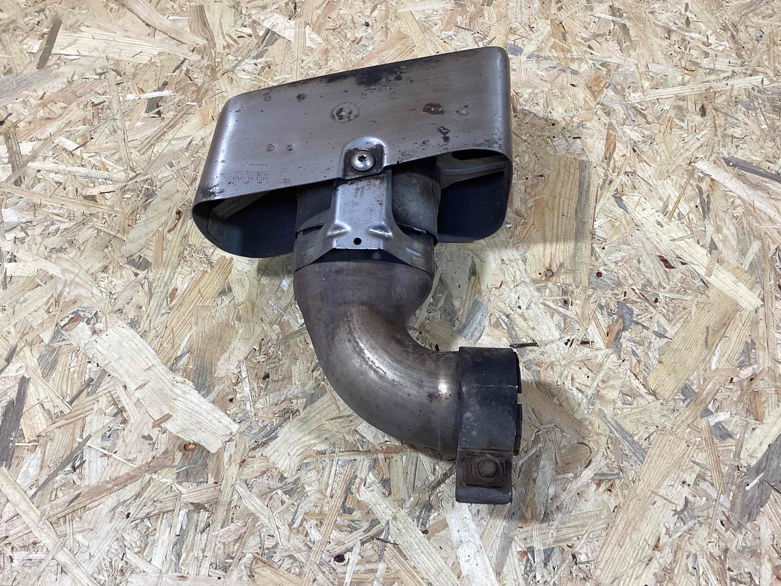 Насадка на глушитель Porsche Cayenne 250326-112