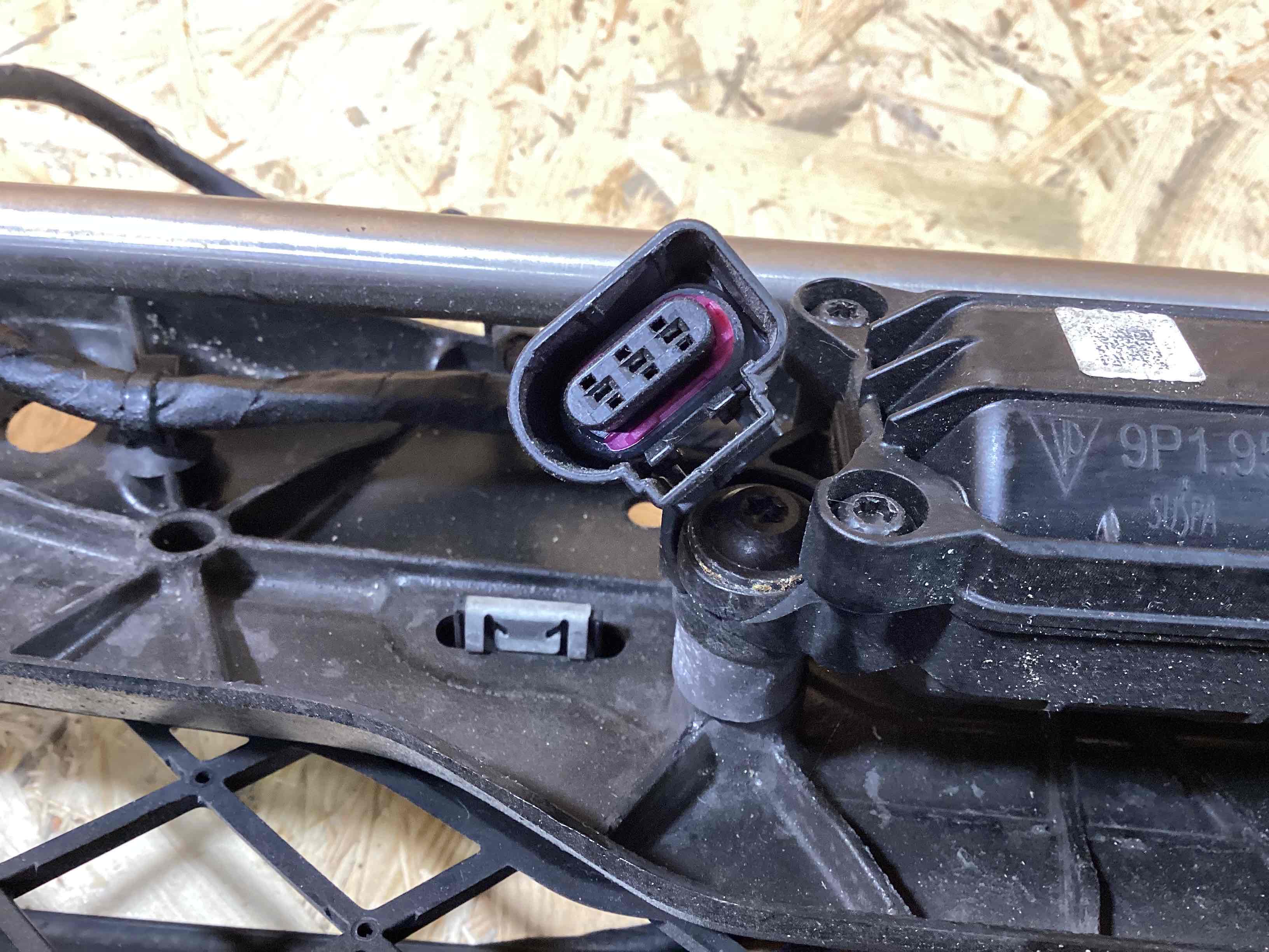 Спойлер Porsche 911 250326-113