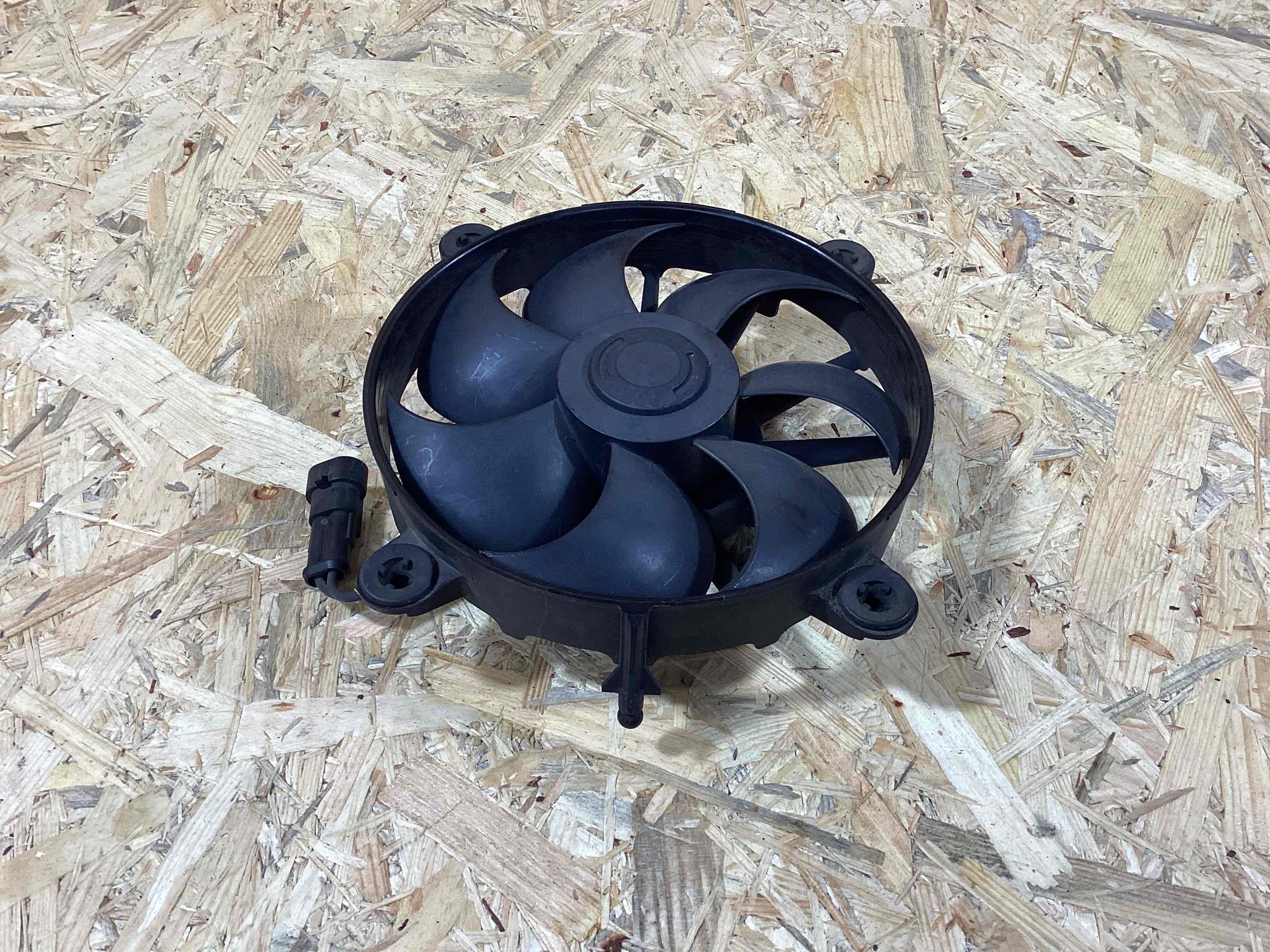 Вентилятор радиатора, вентиляторы Porsche 911 250326-116