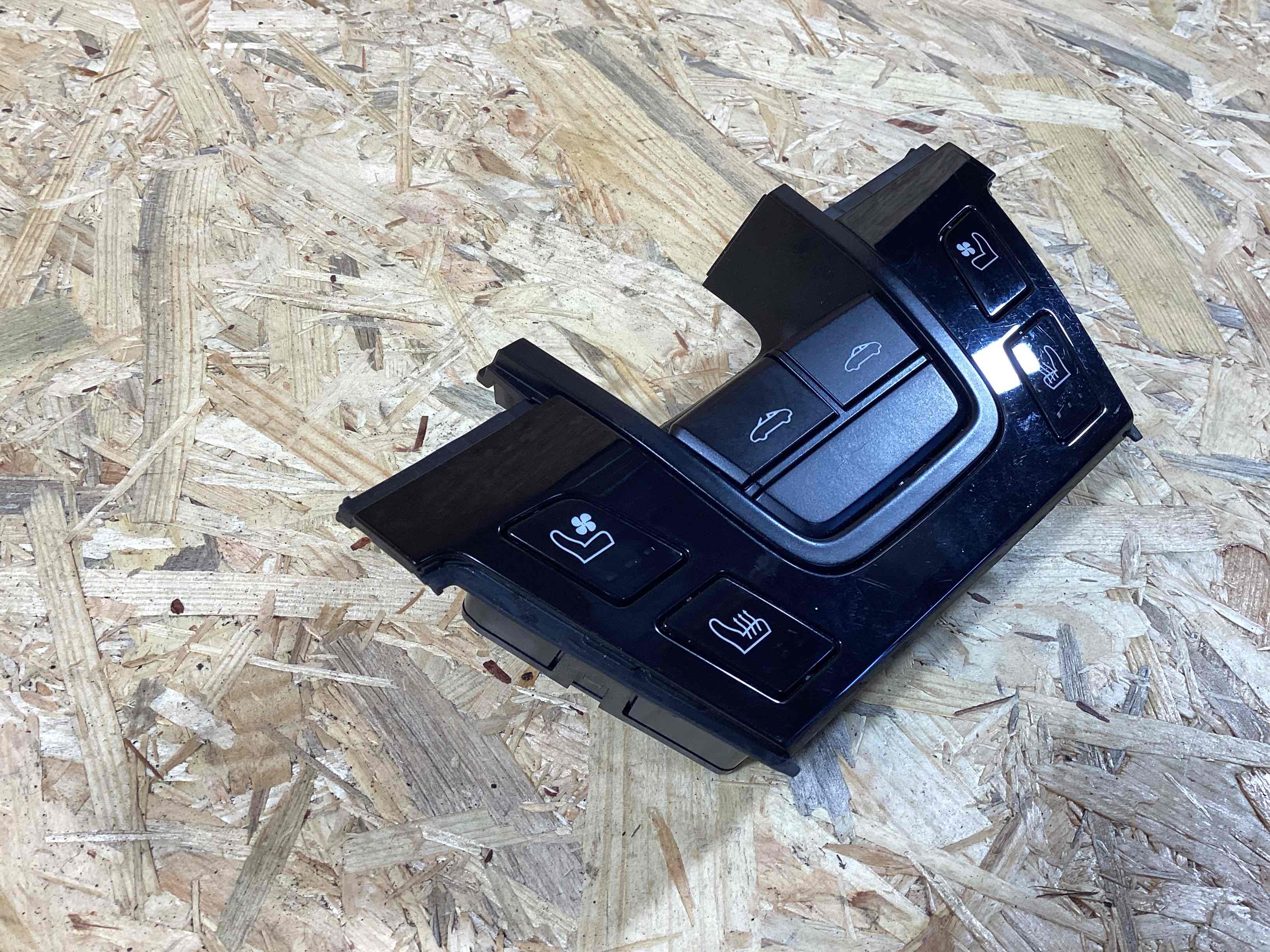 Кнопки (другое), блоки кнопок Porsche 911 250326-122