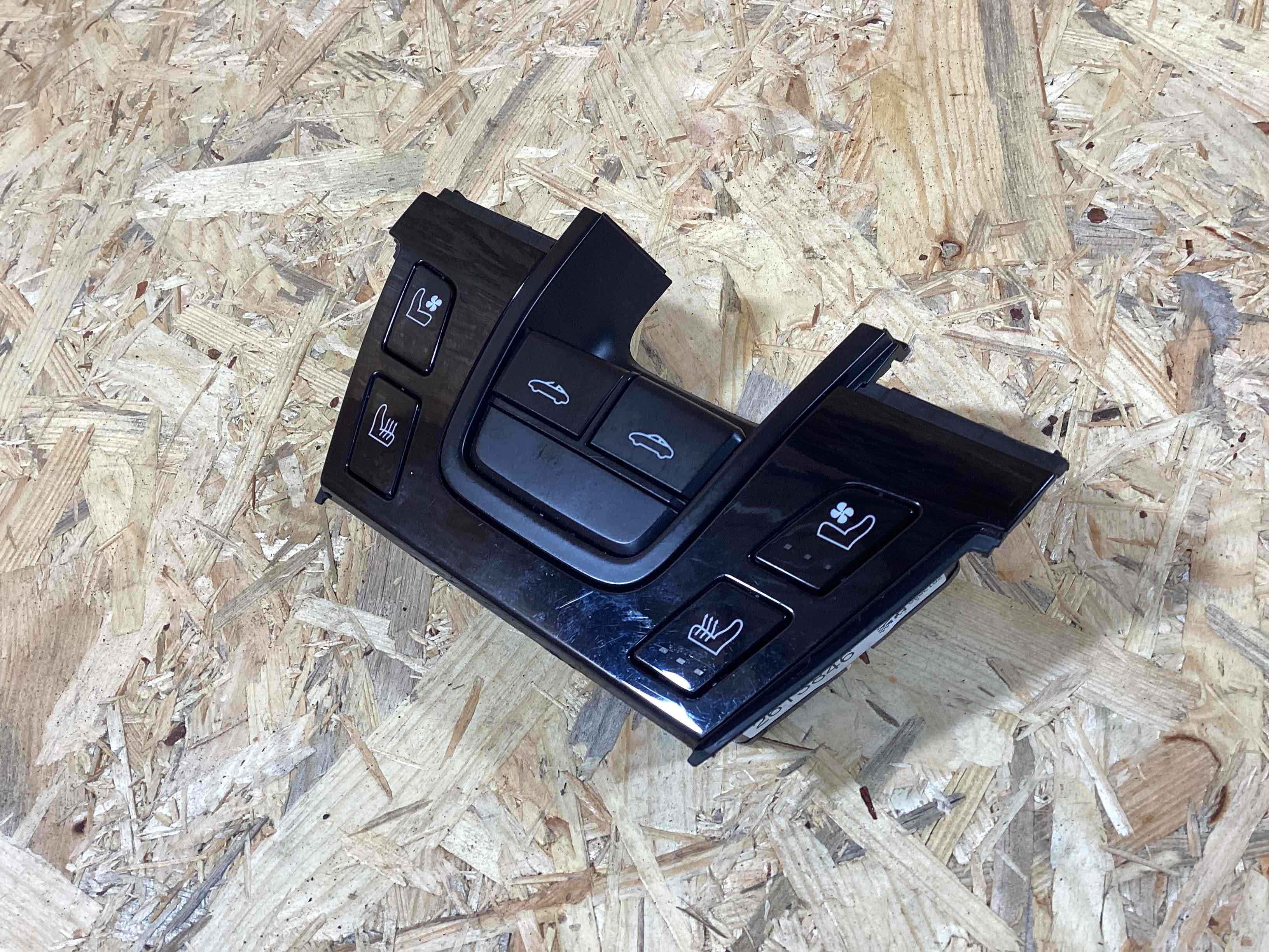 Кнопки (другое), блоки кнопок Porsche 911 250326-122