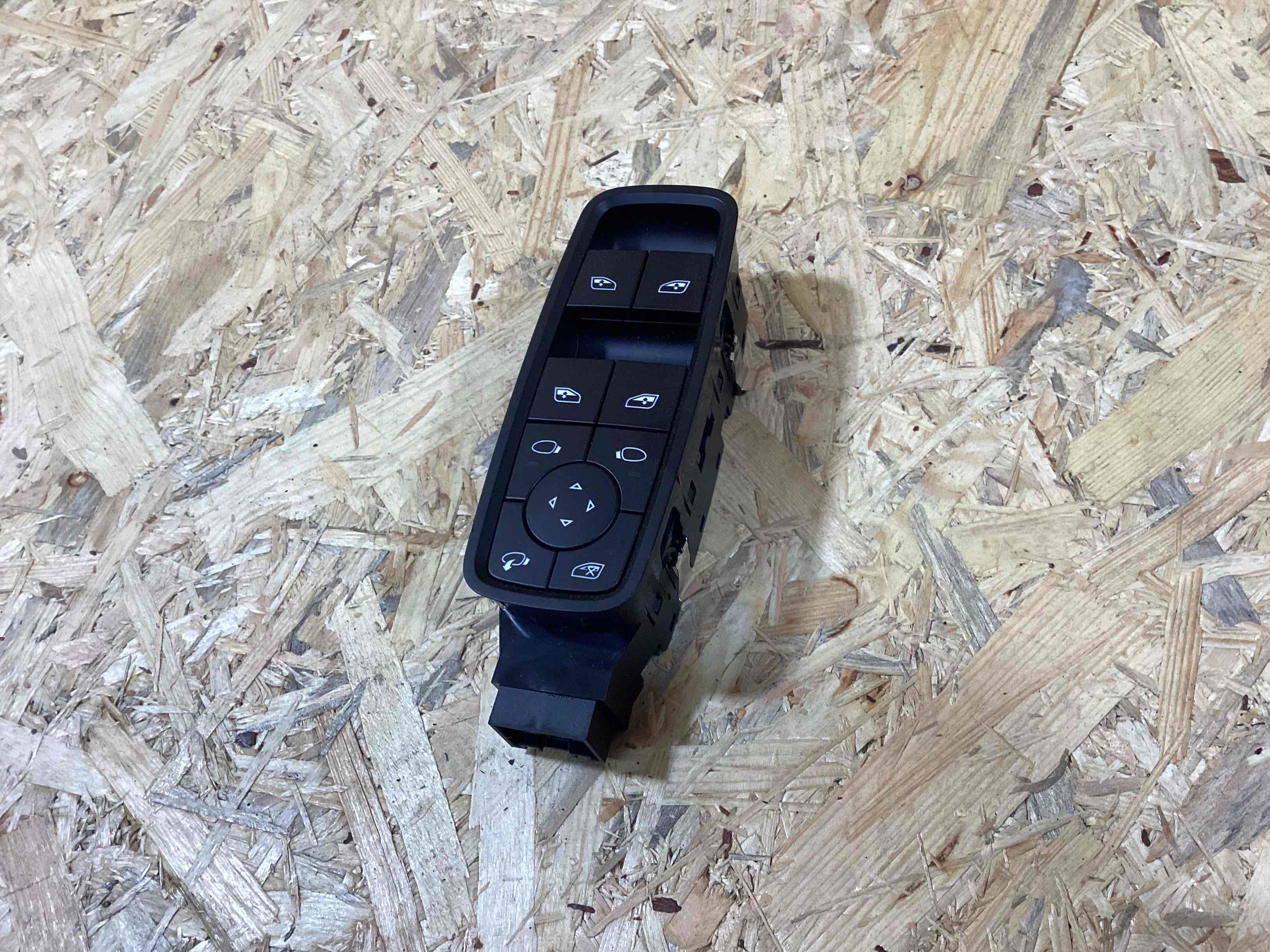 Кнопки (другое), блоки кнопок Porsche Taycan 250326-125