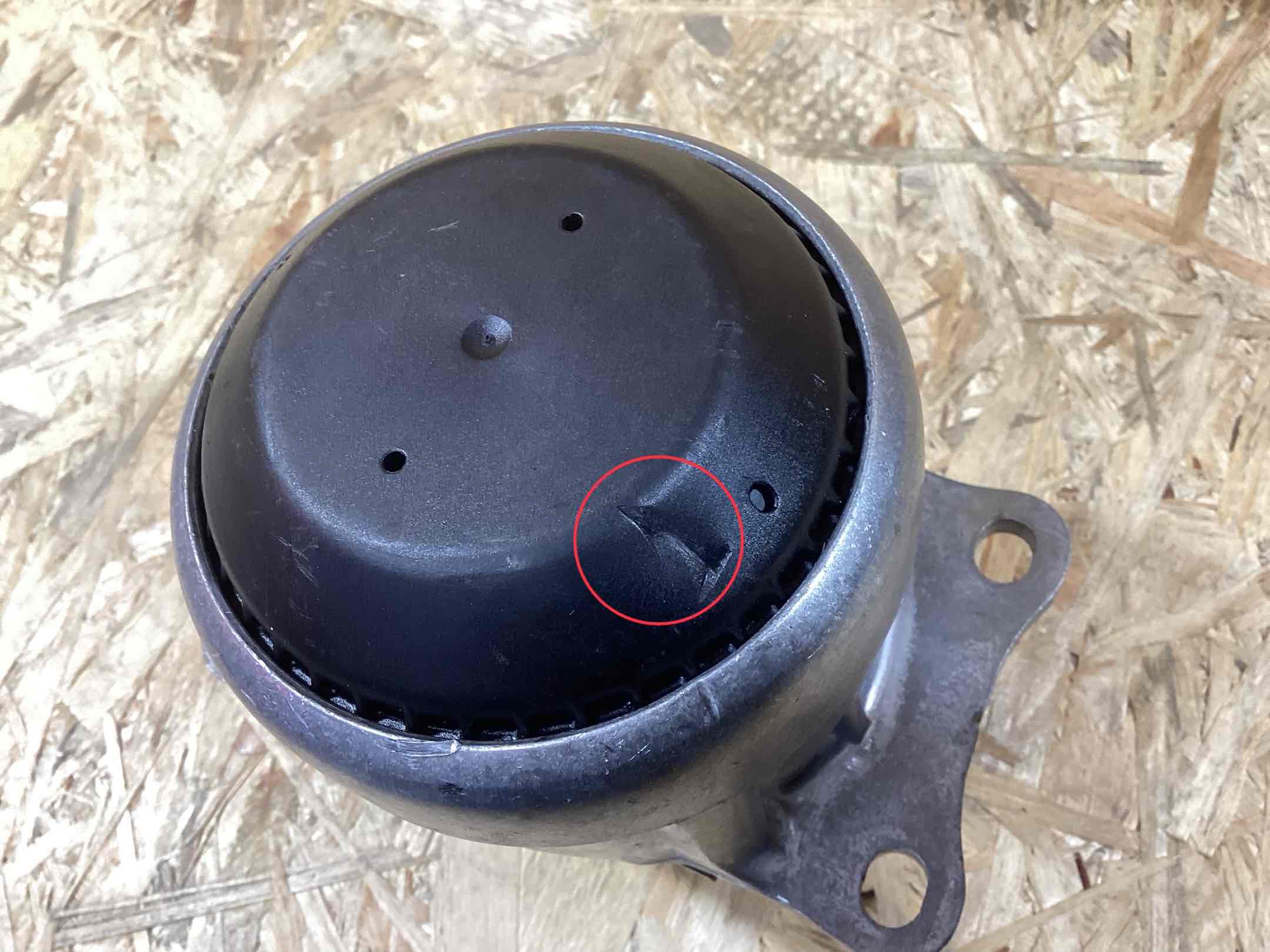 Подушка крепления двигателя Porsche 911 250526-116