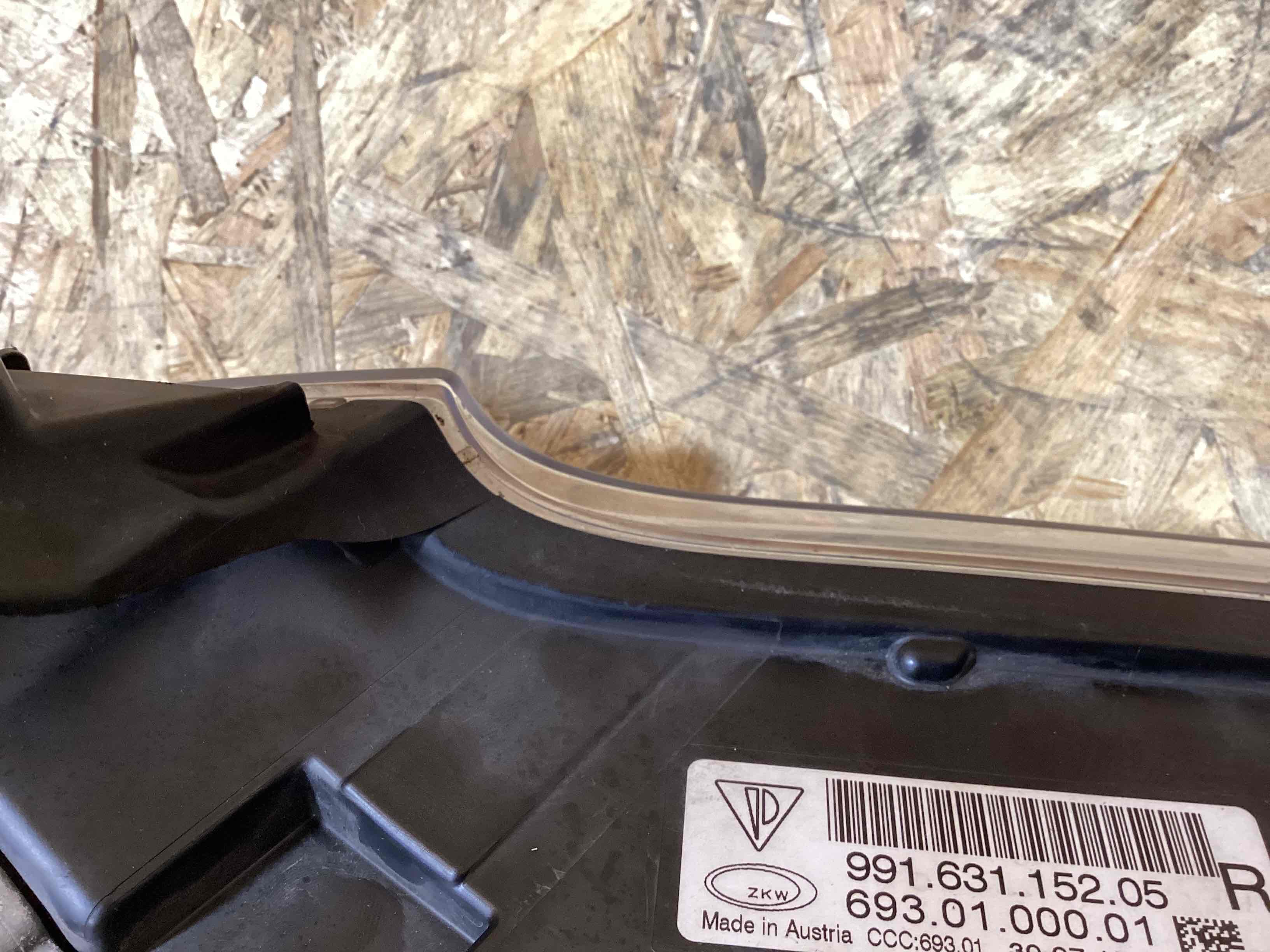 Фара противотуманная Porsche 911 250626-115