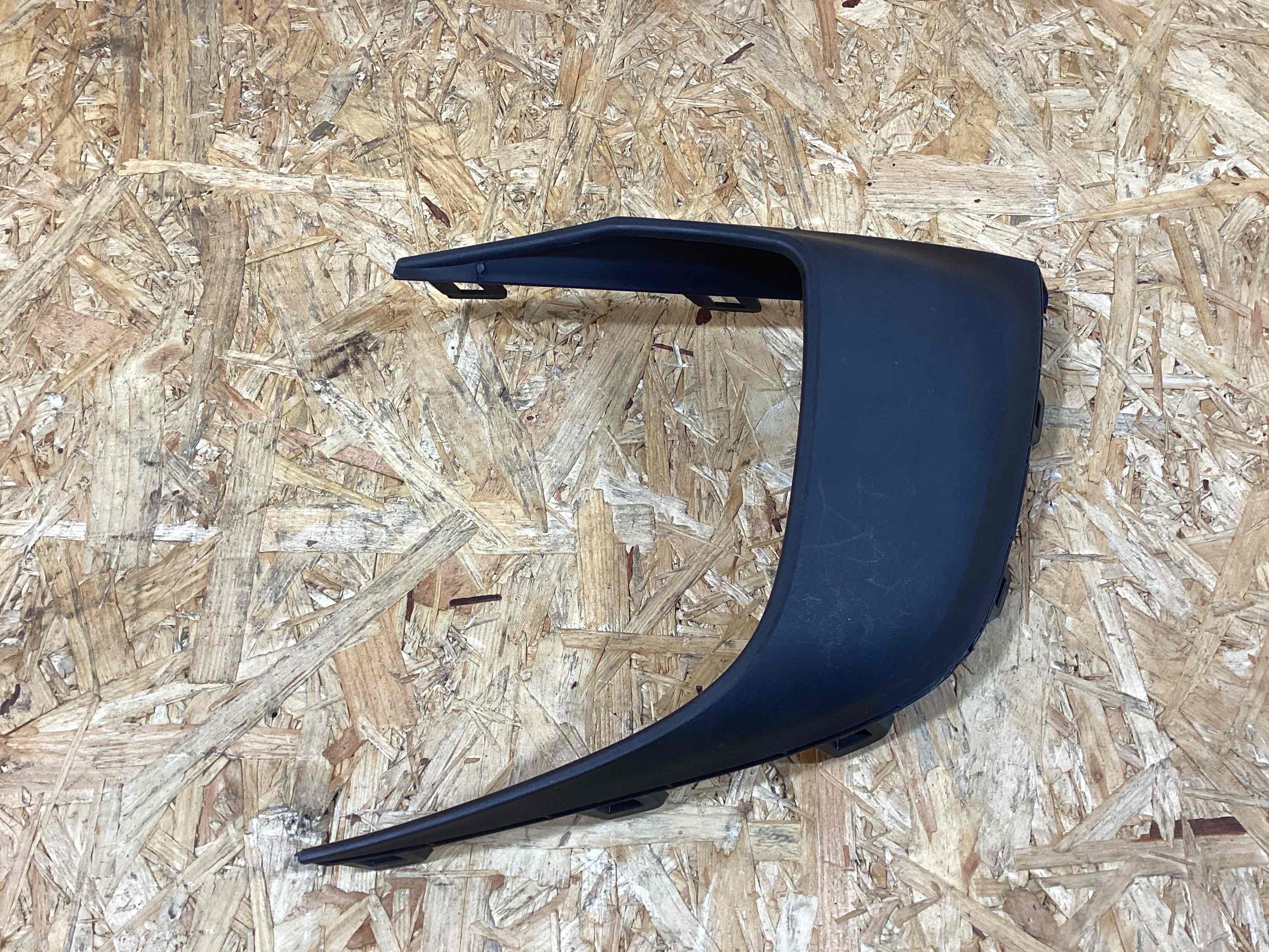 Заглушка, вставка (решетка) в бампер Porsche Cayenne 250925-108