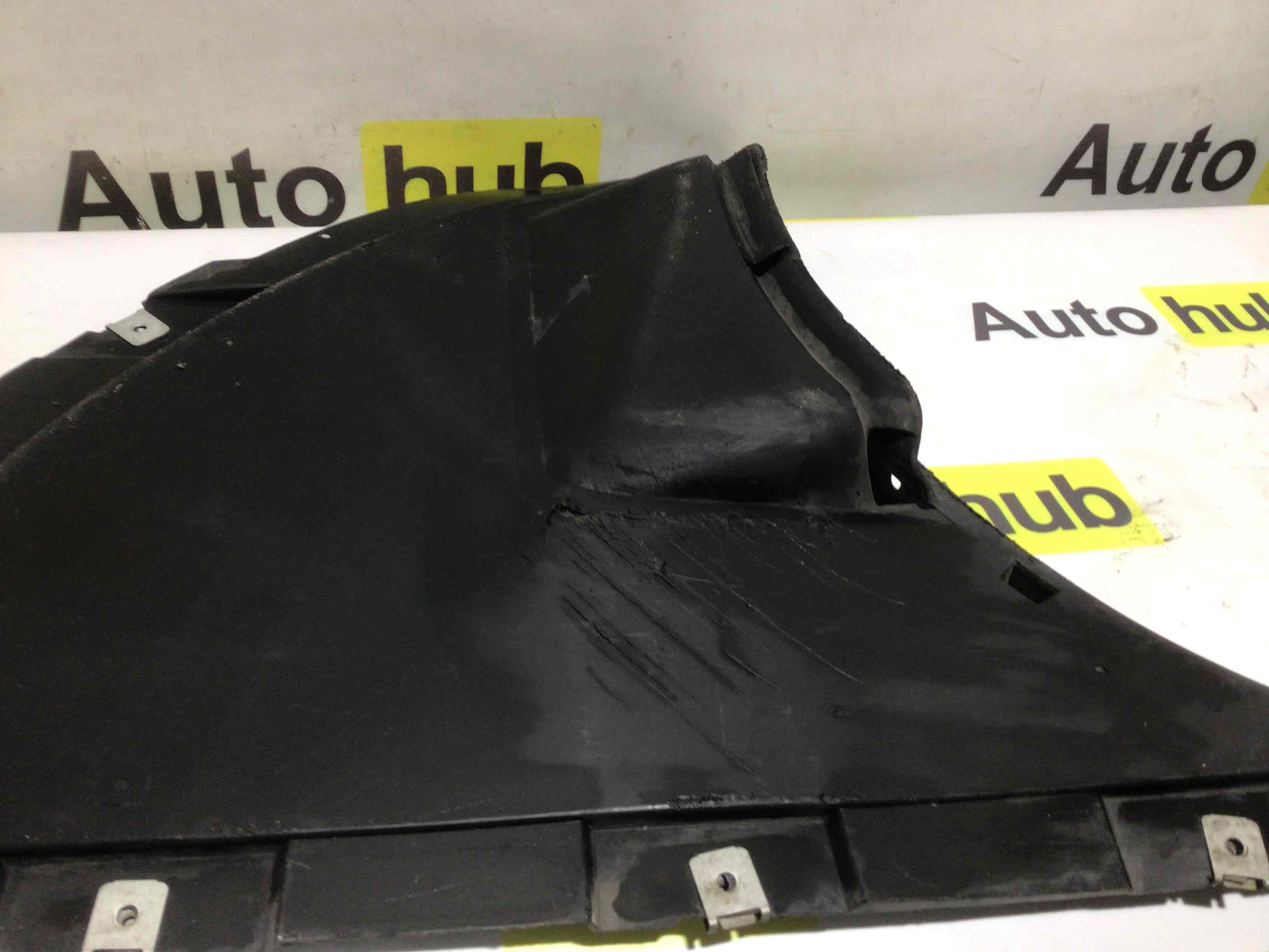 Защита арок передняя левая (подкрылок) Porsche Taycan 251125-001