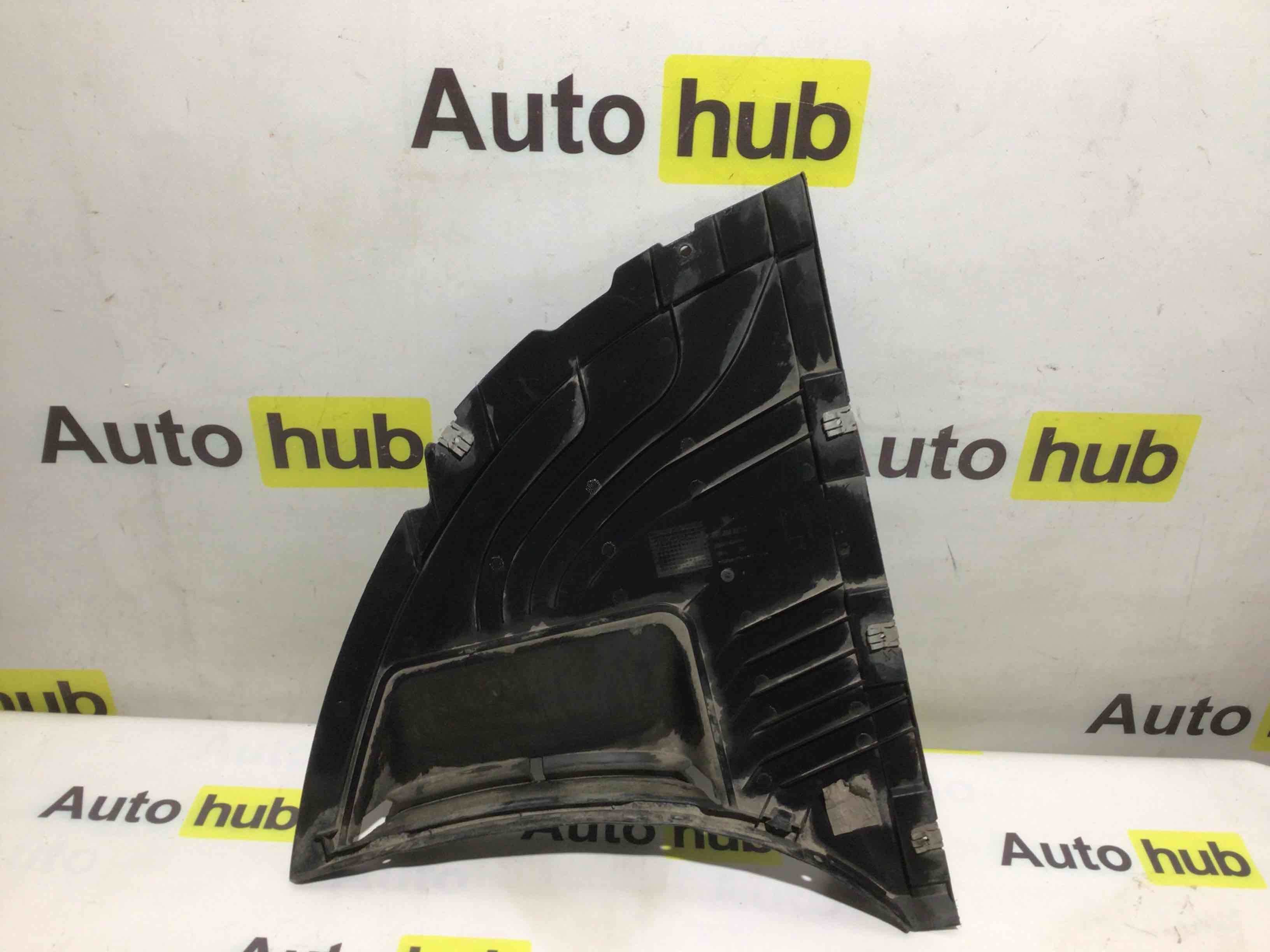 Защита арок передняя левая (подкрылок) Porsche Taycan 251125-004