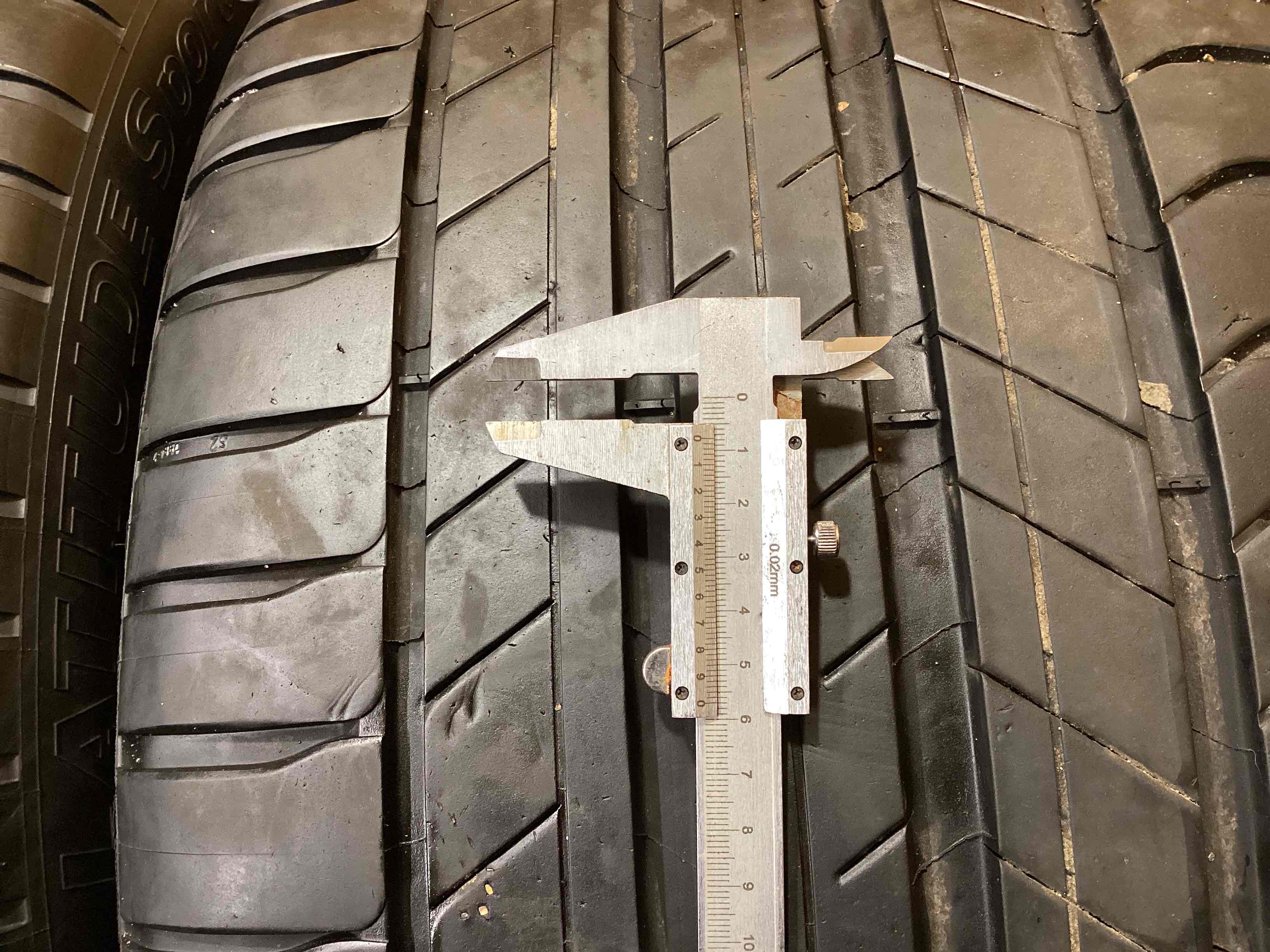 Колесо запасное, держатель, кронштейн, обшивка Porsche Macan 251125-101