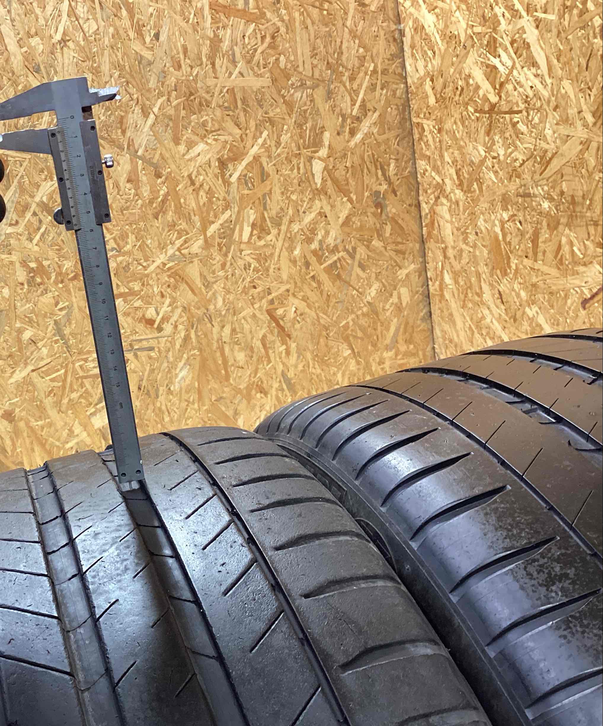 Колесо запасное, держатель, кронштейн, обшивка Porsche Macan 251125-101