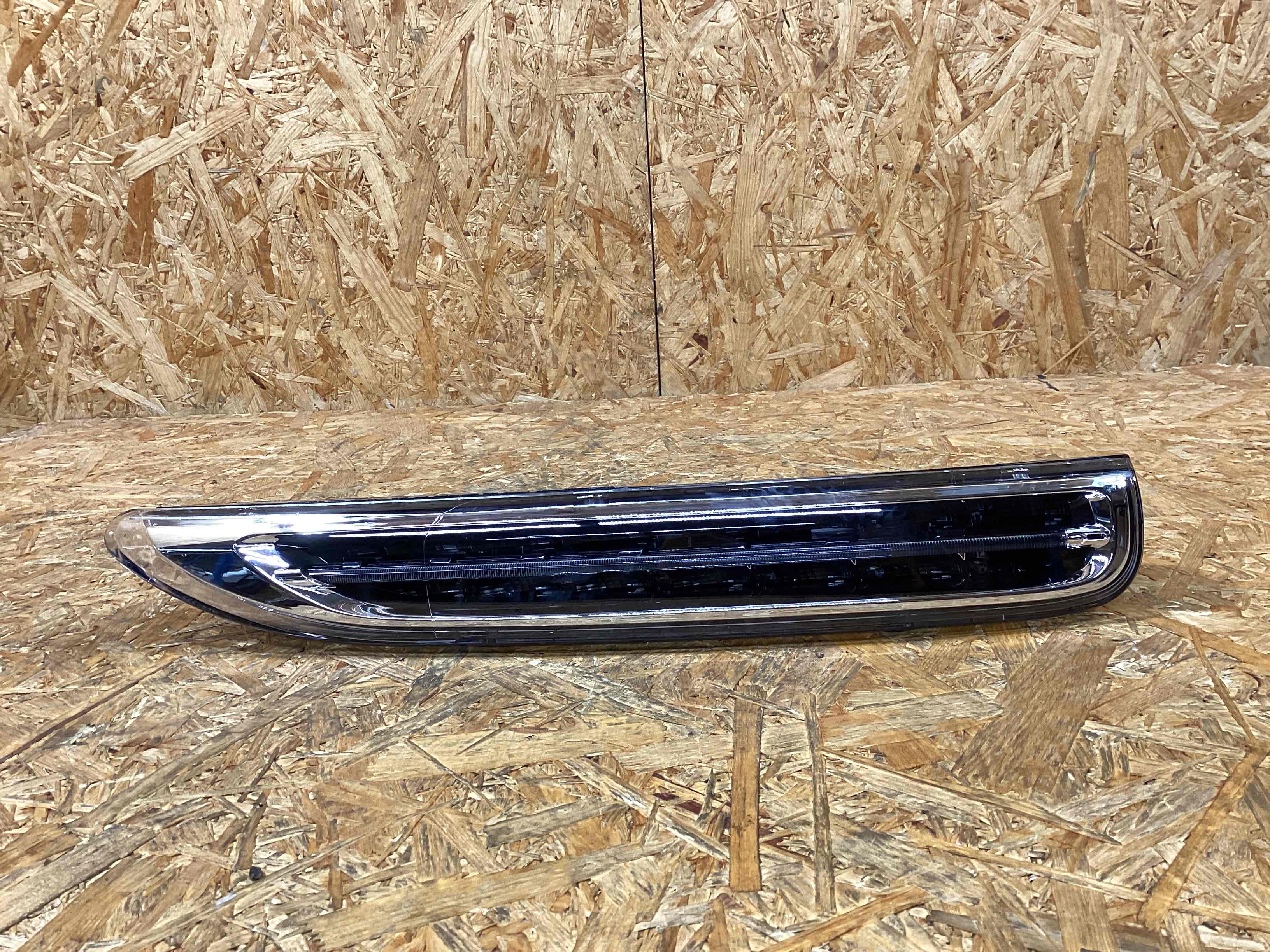 Фара противотуманная Porsche Cayenne 251125-107