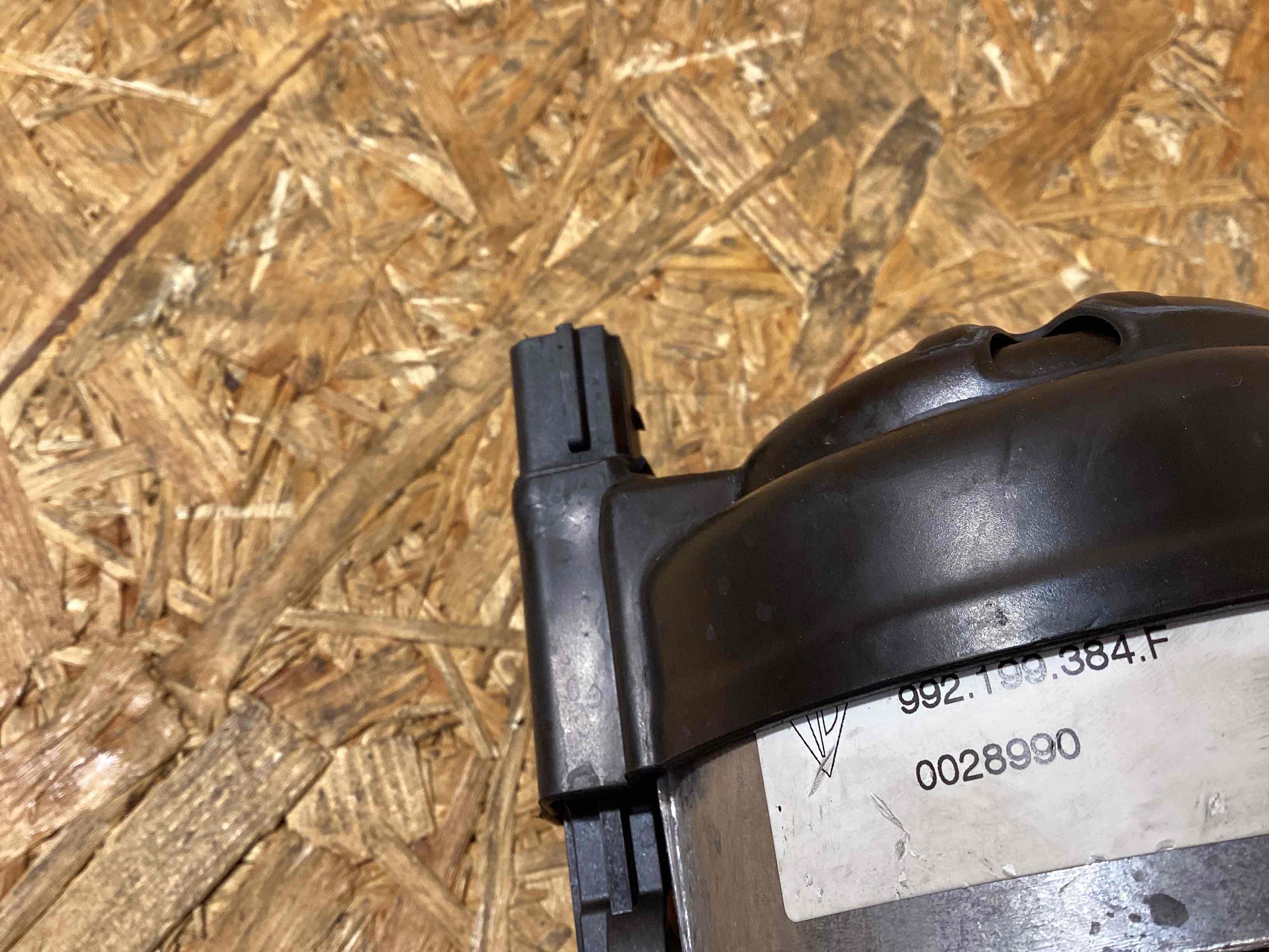 Подушка крепления двигателя Porsche 911 251125-110