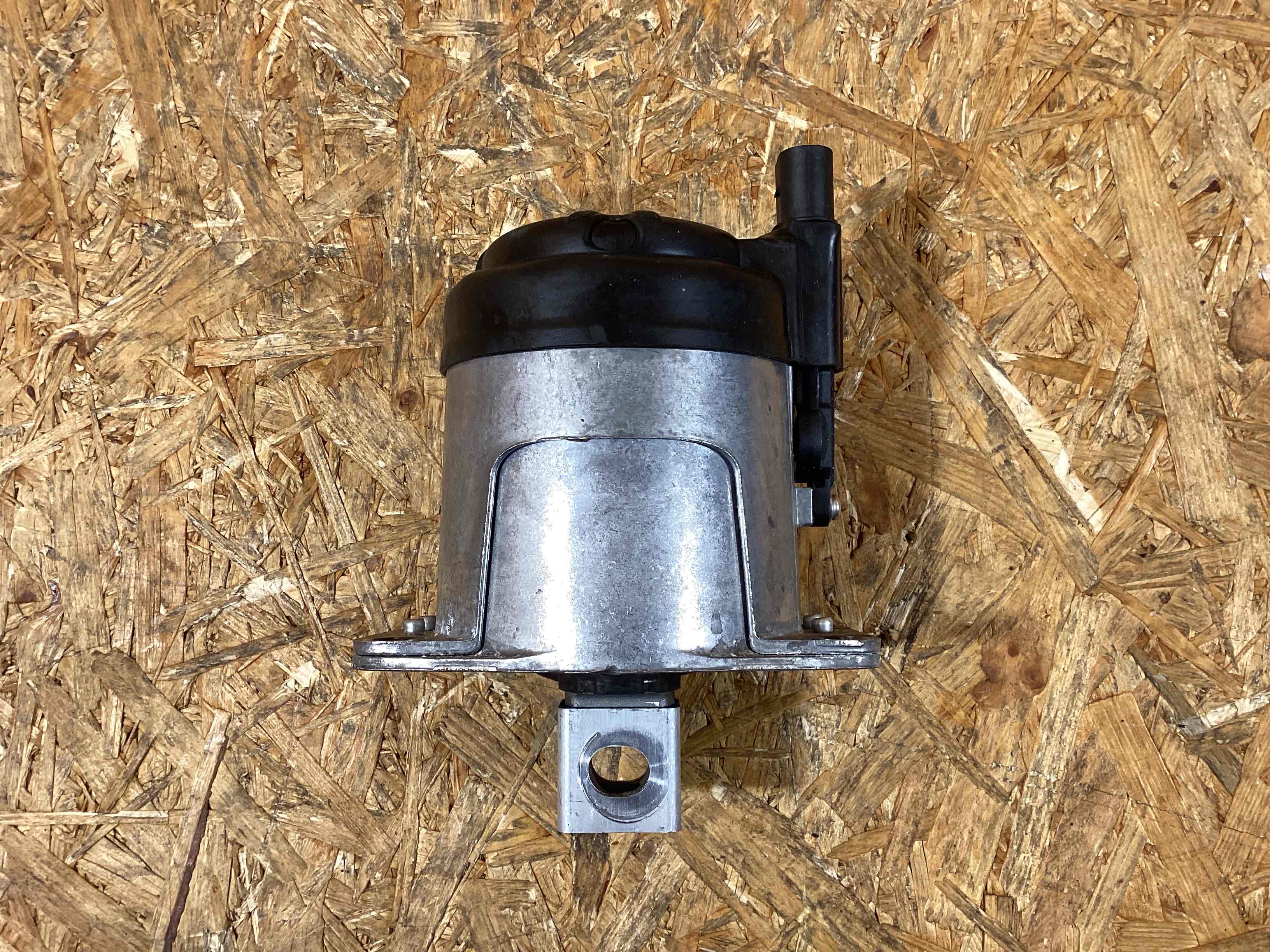 Подушка крепления двигателя Porsche 911 251125-110