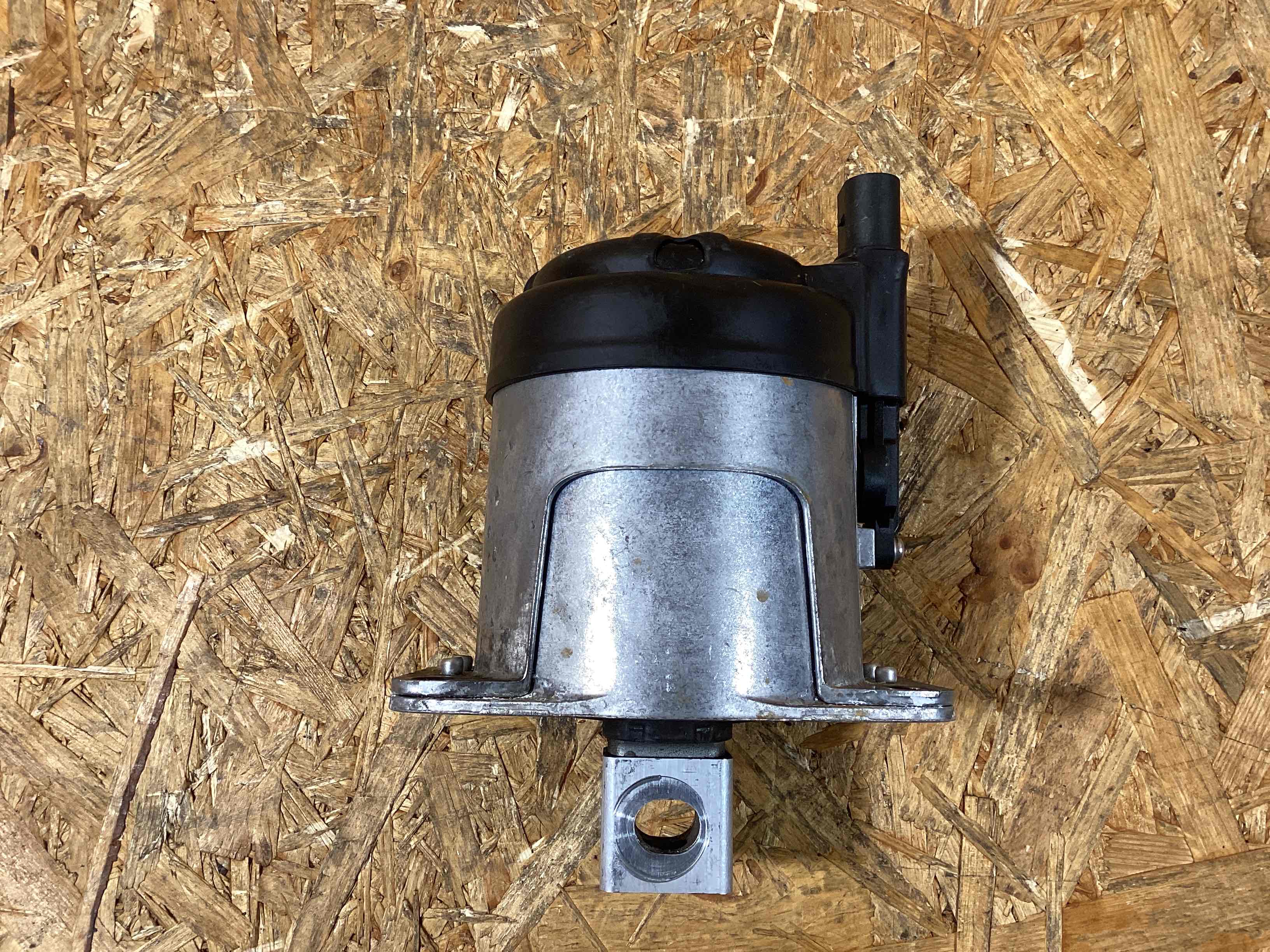 Подушка крепления двигателя Porsche 911 251125-111