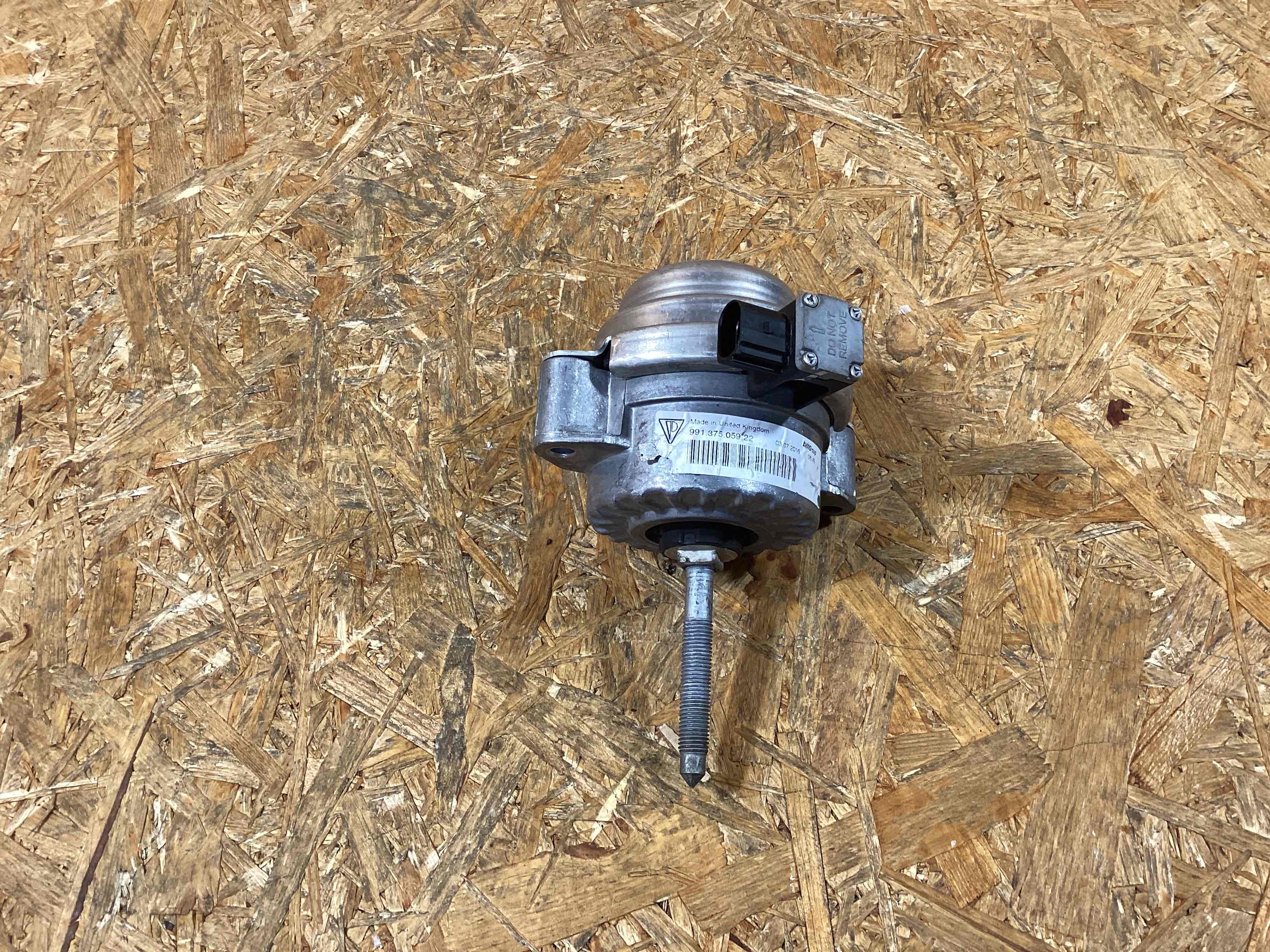 Подушка крепления двигателя Porsche 911 260126-104