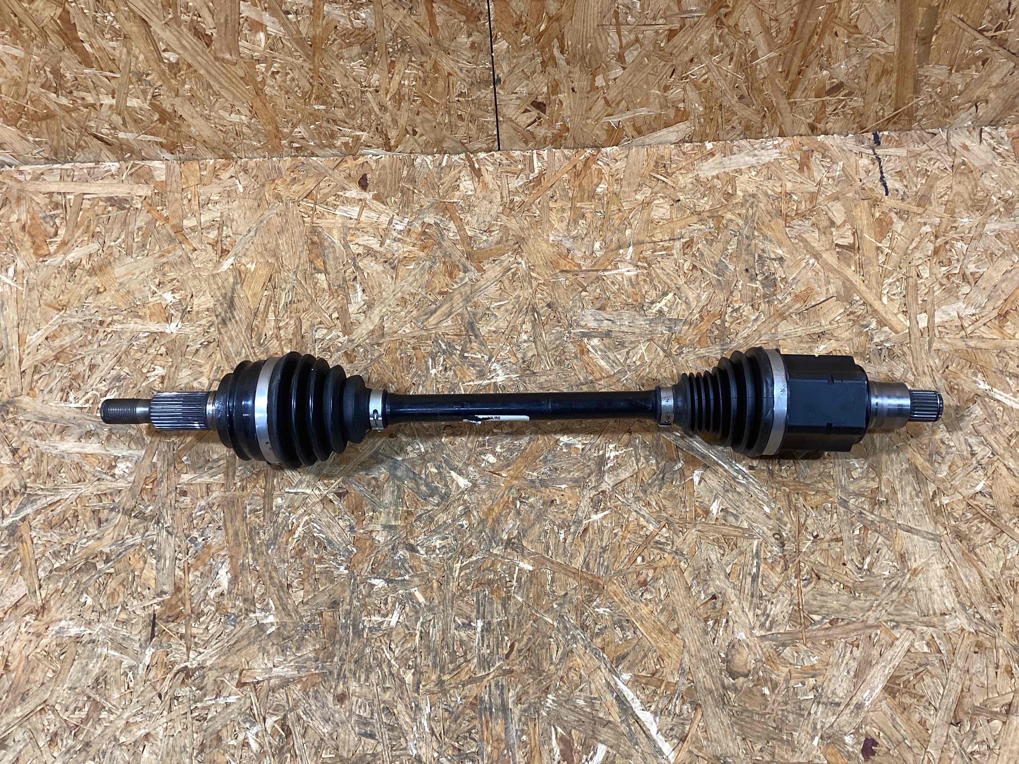 Полуось (приводной вал) Porsche Panamera 260126-106