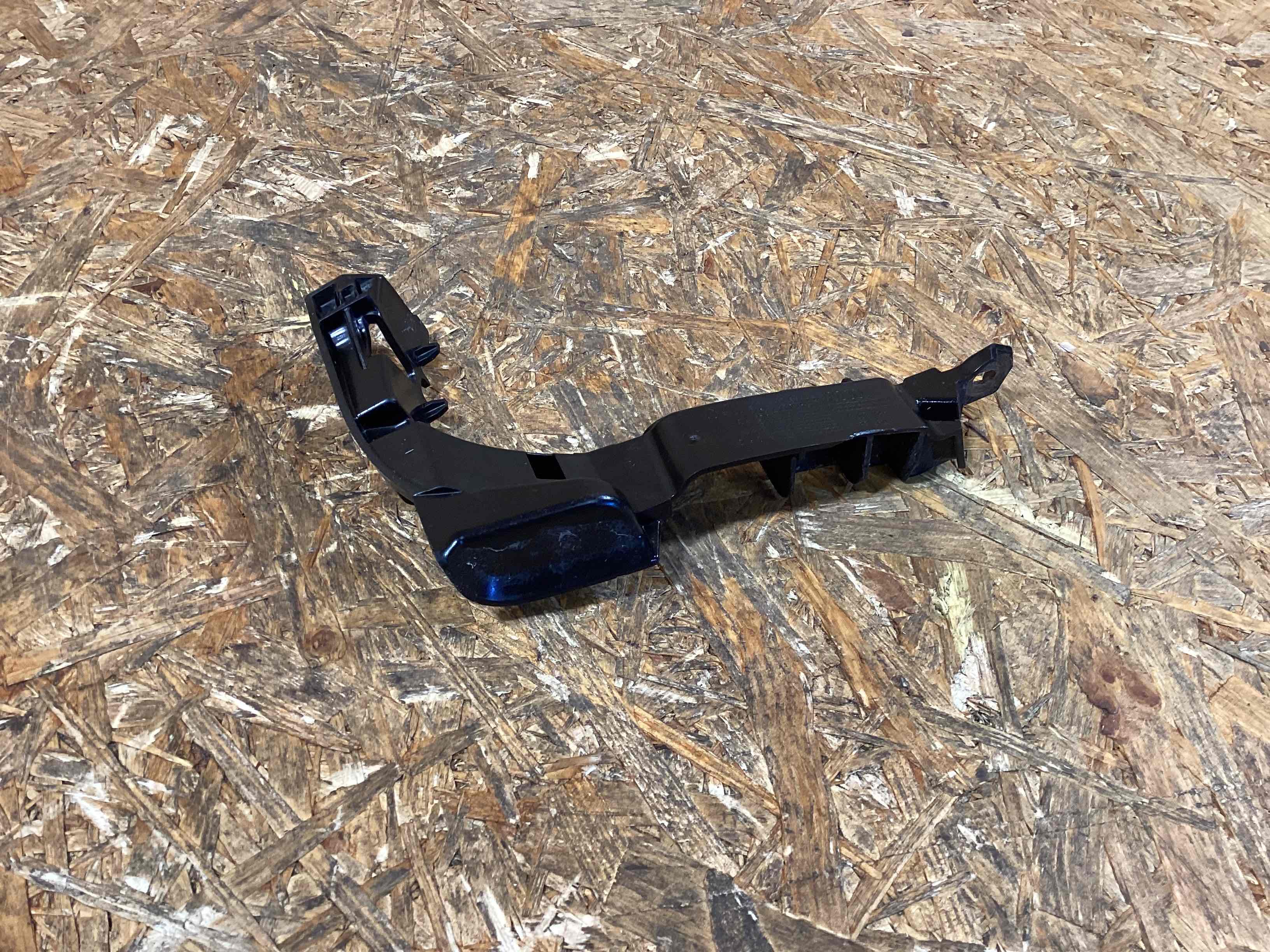 Крепление, кронштейн Audi A3 260226-104