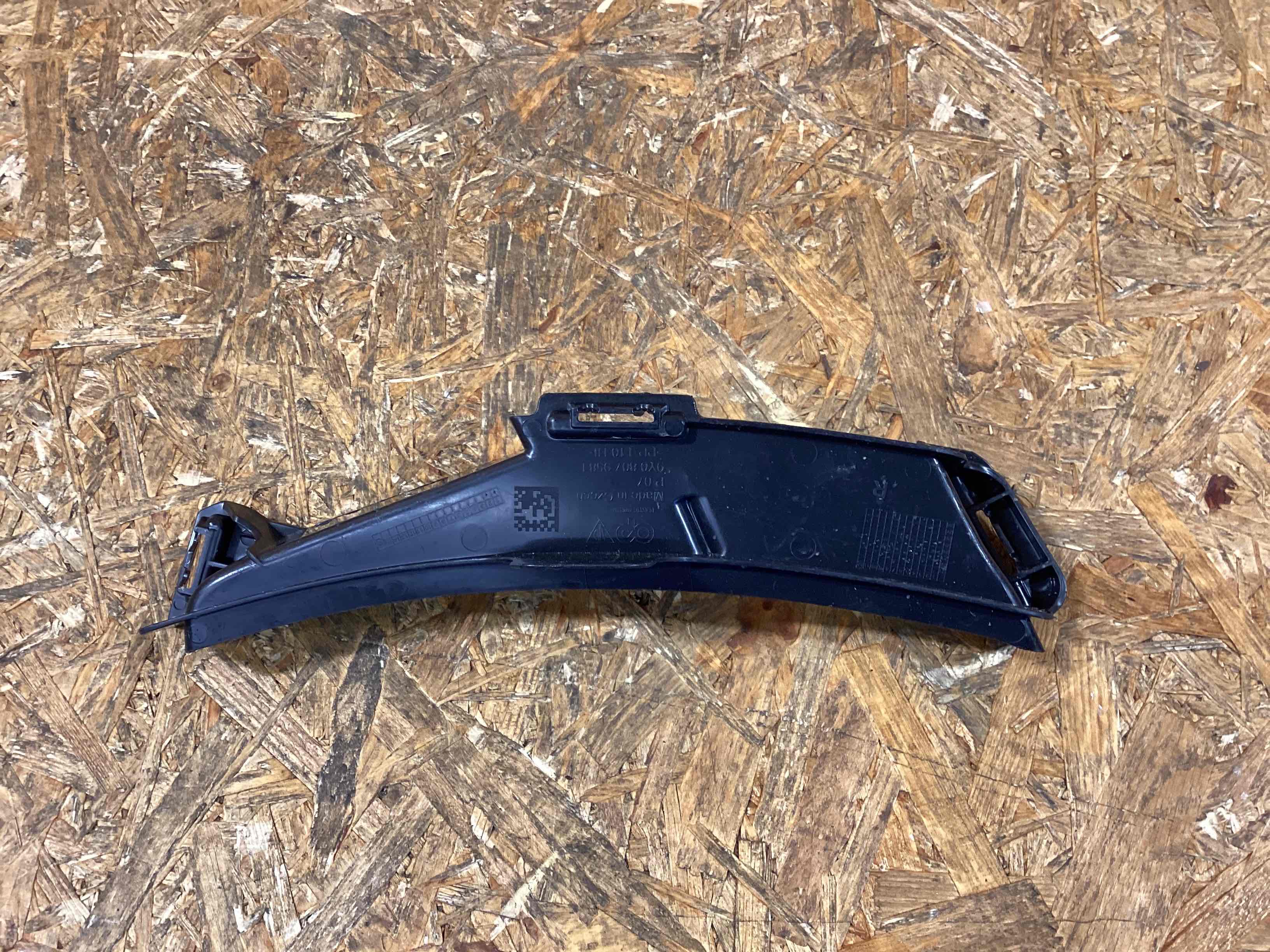 Крепление, кронштейн Porsche Cayenne 260226-106