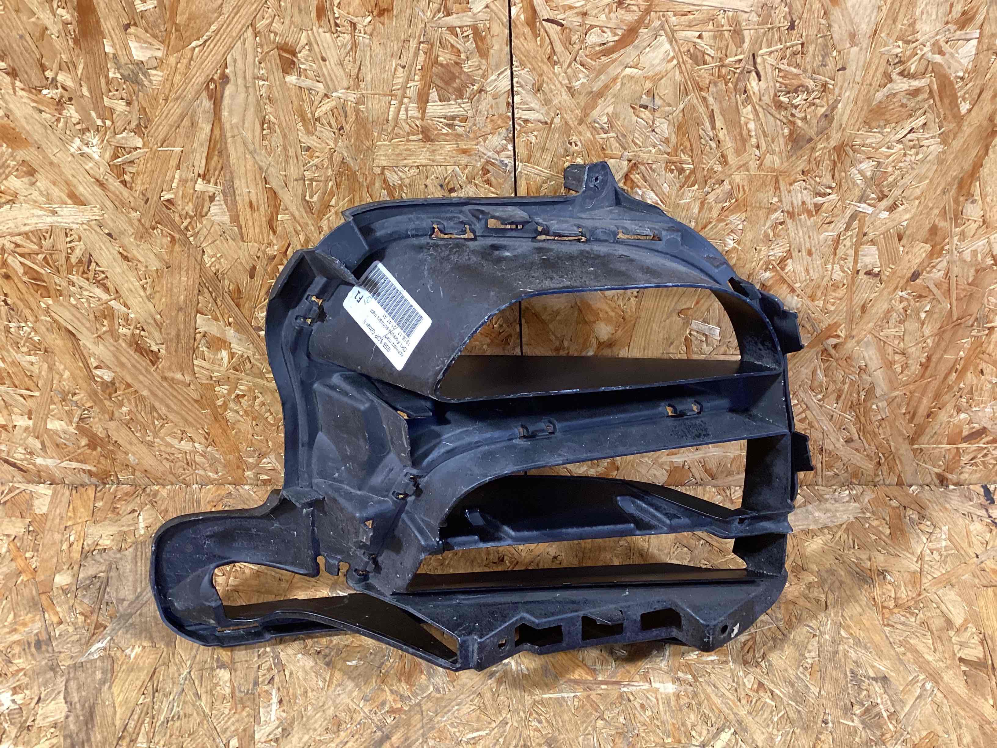 Заглушка, вставка (решетка) в бампер Porsche Macan 260226-107