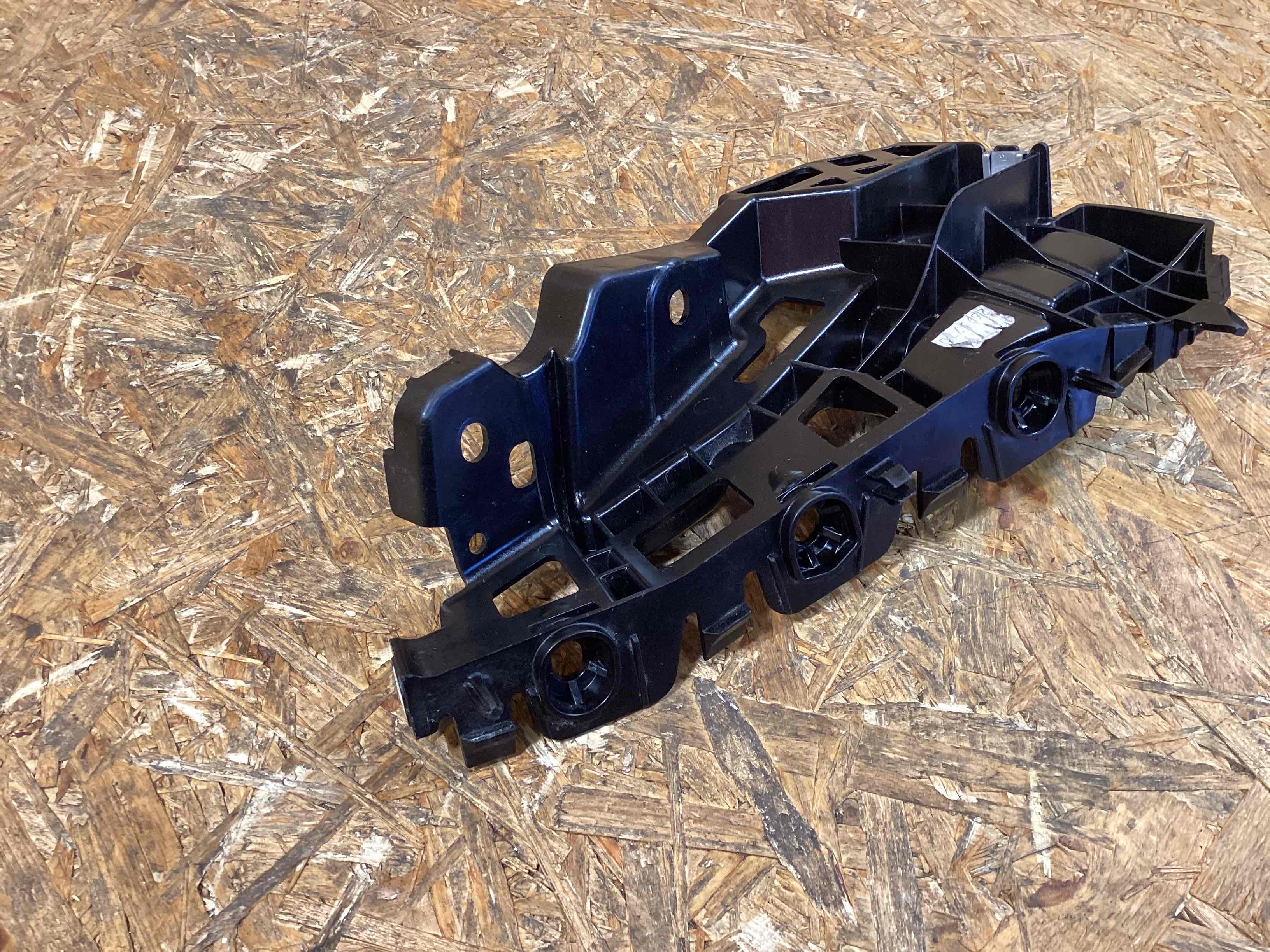 Крепление, кронштейн Porsche Cayenne 260226-111