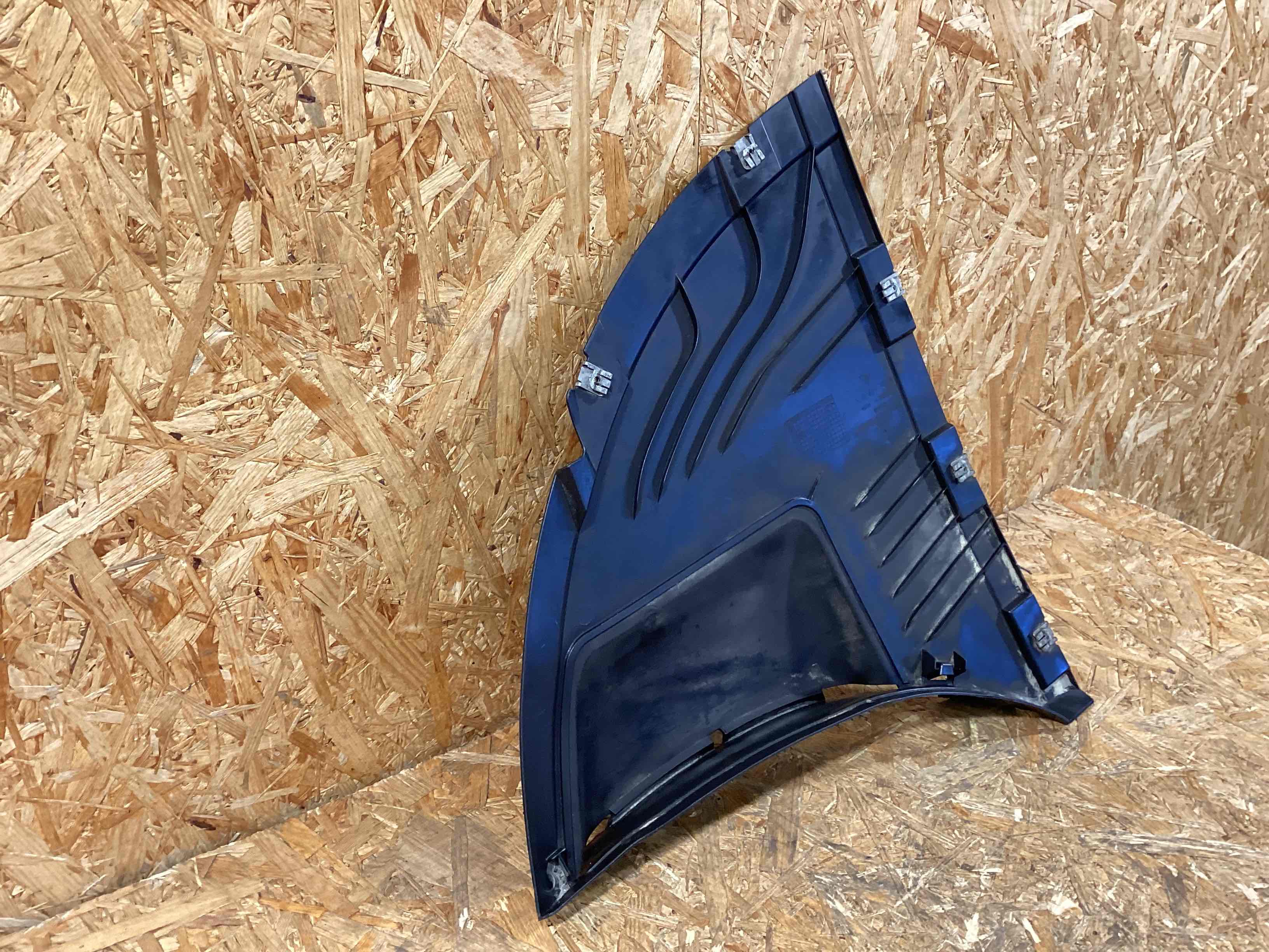 Защита арок передняя левая (подкрылок) Porsche Taycan 260226-113