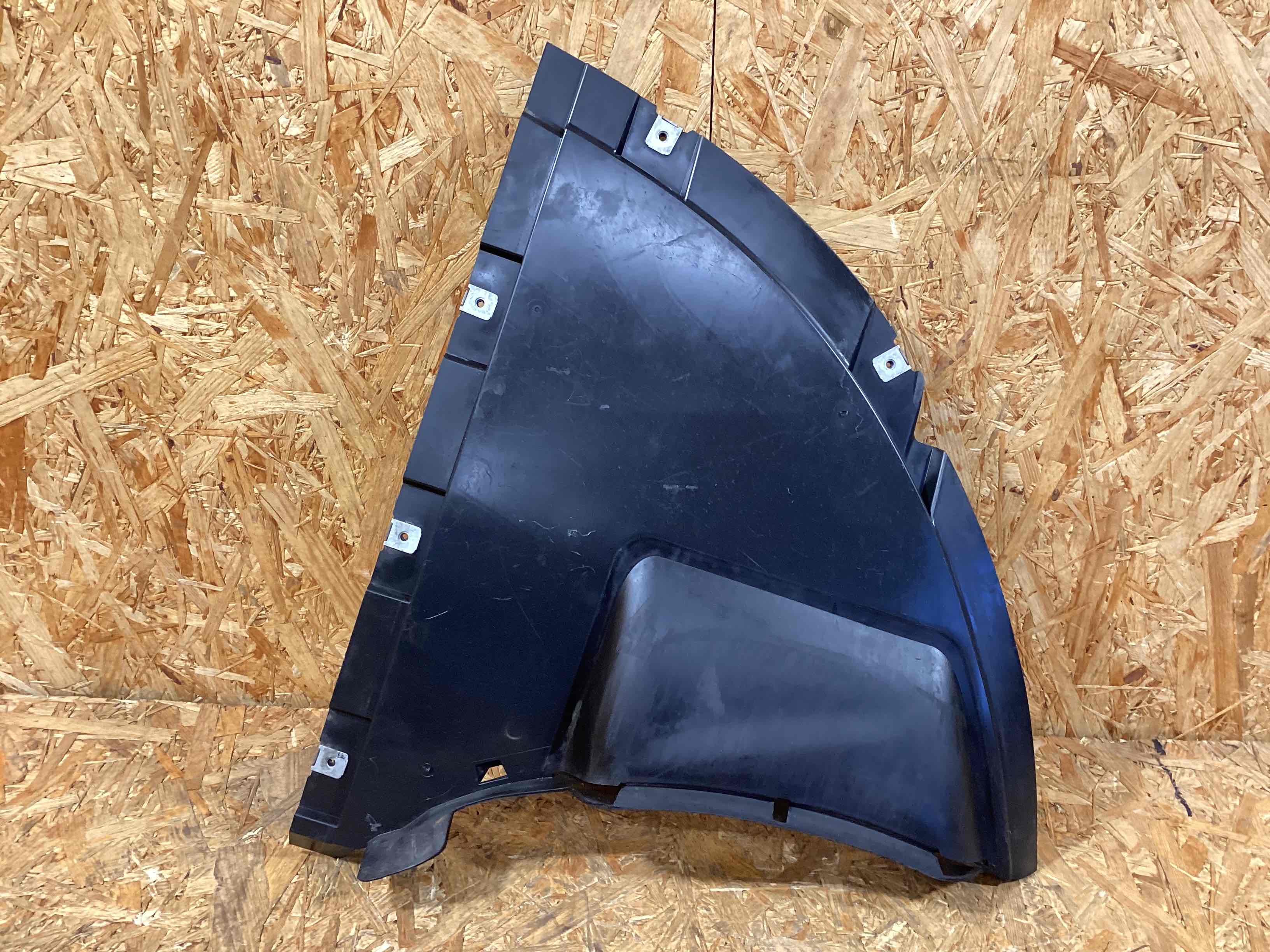 Защита арок передняя левая (подкрылок) Porsche Taycan 260226-113