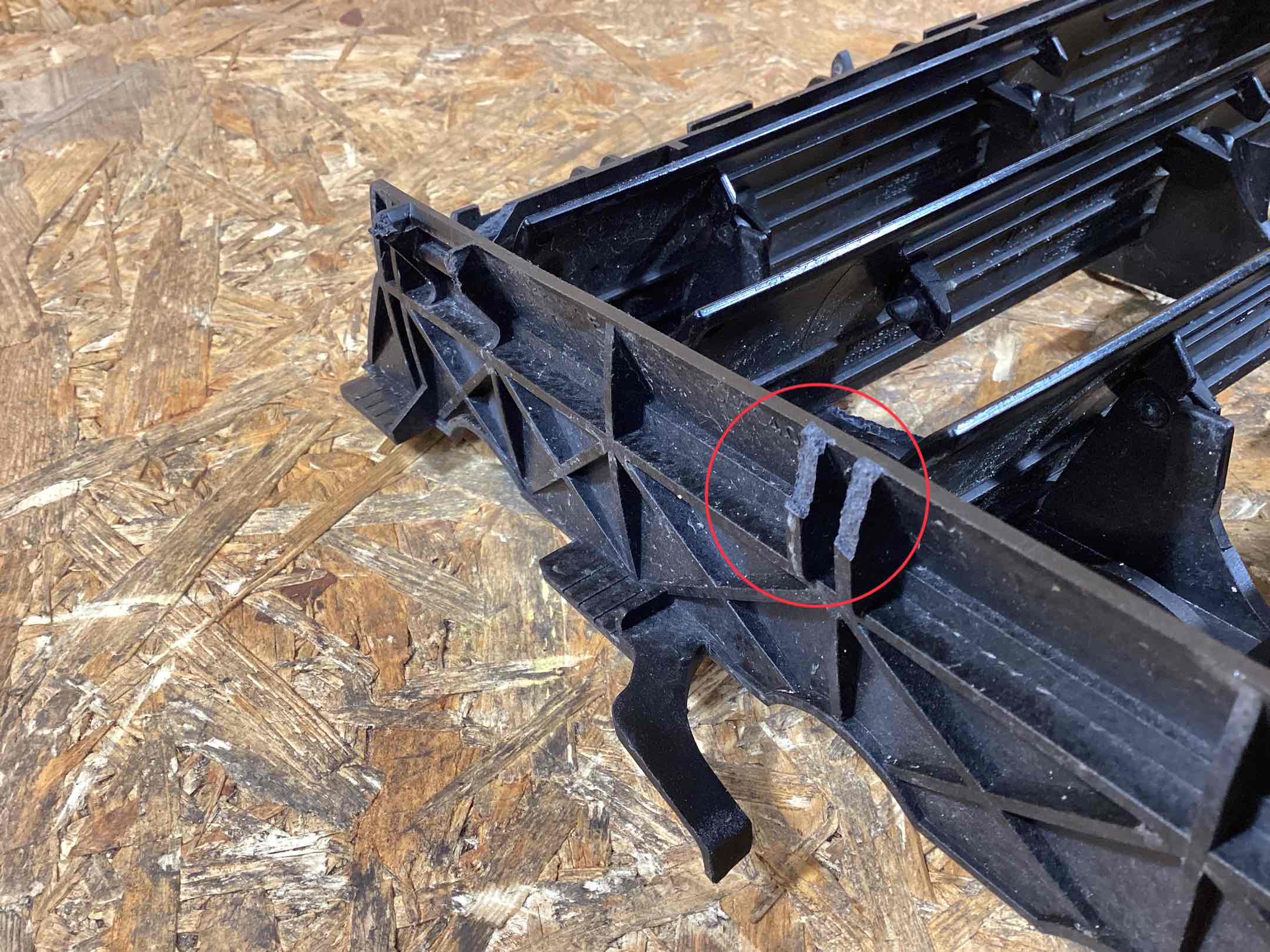 Жалюзи радиатора Porsche Cayenne 260226-115