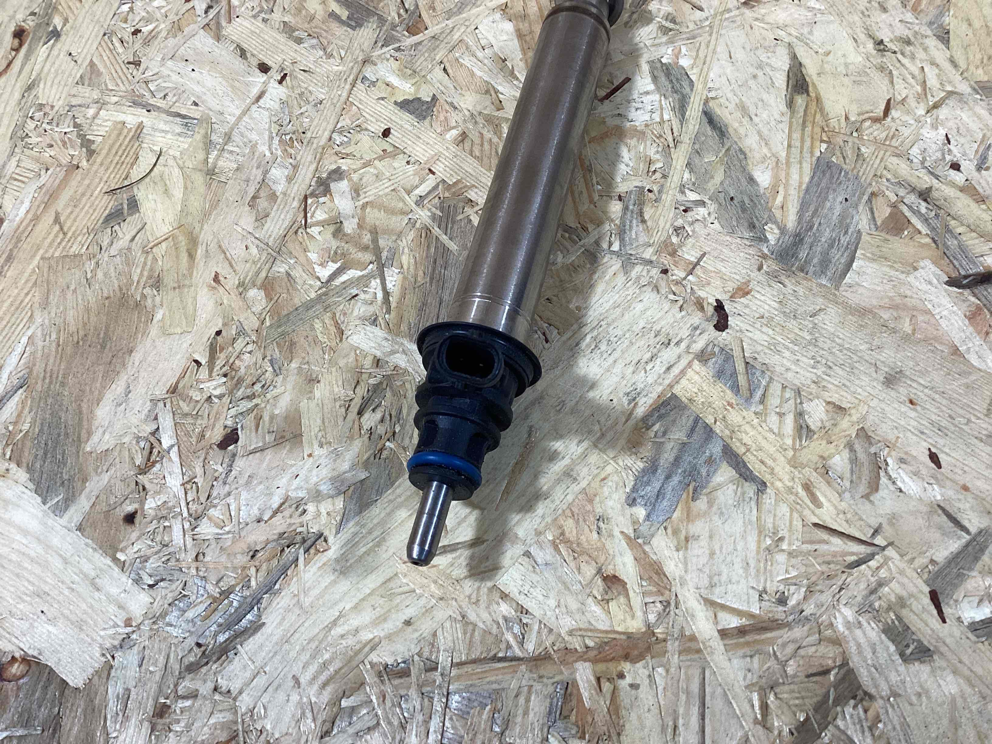 Форсунка топливная Porsche 911 260326-112