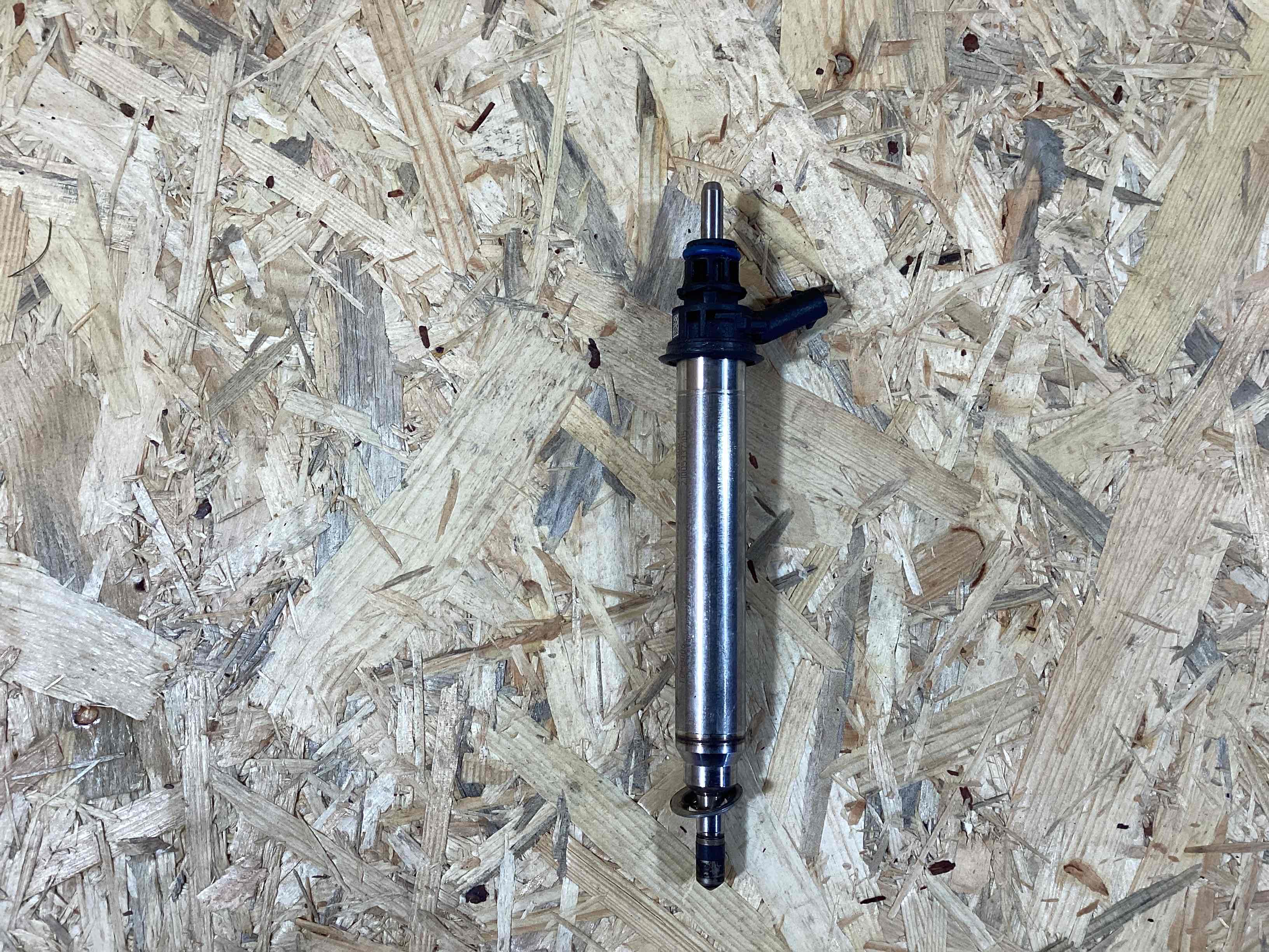 Форсунка топливная Porsche 911 260326-112