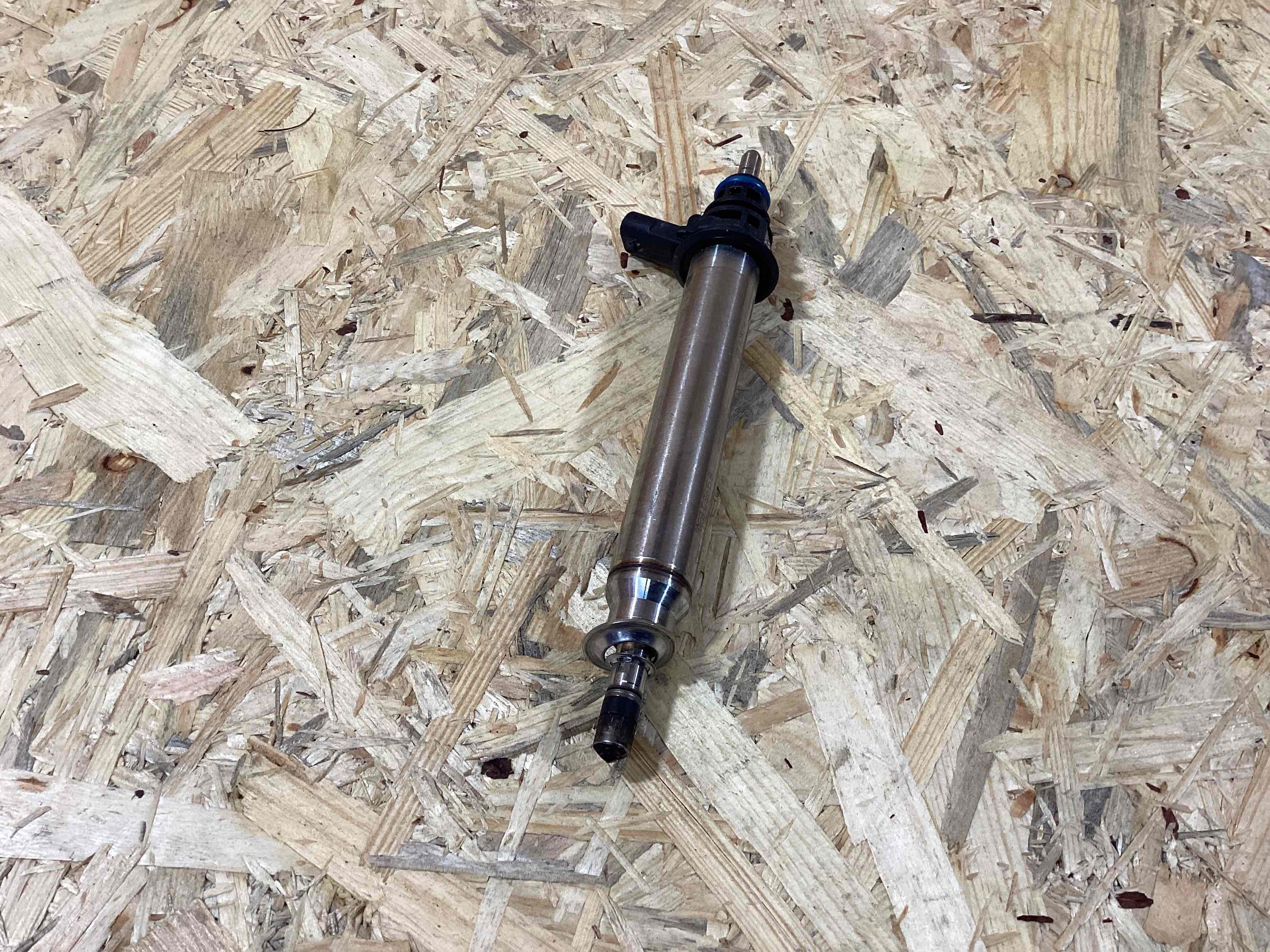 Форсунка топливная Porsche 911 260326-113