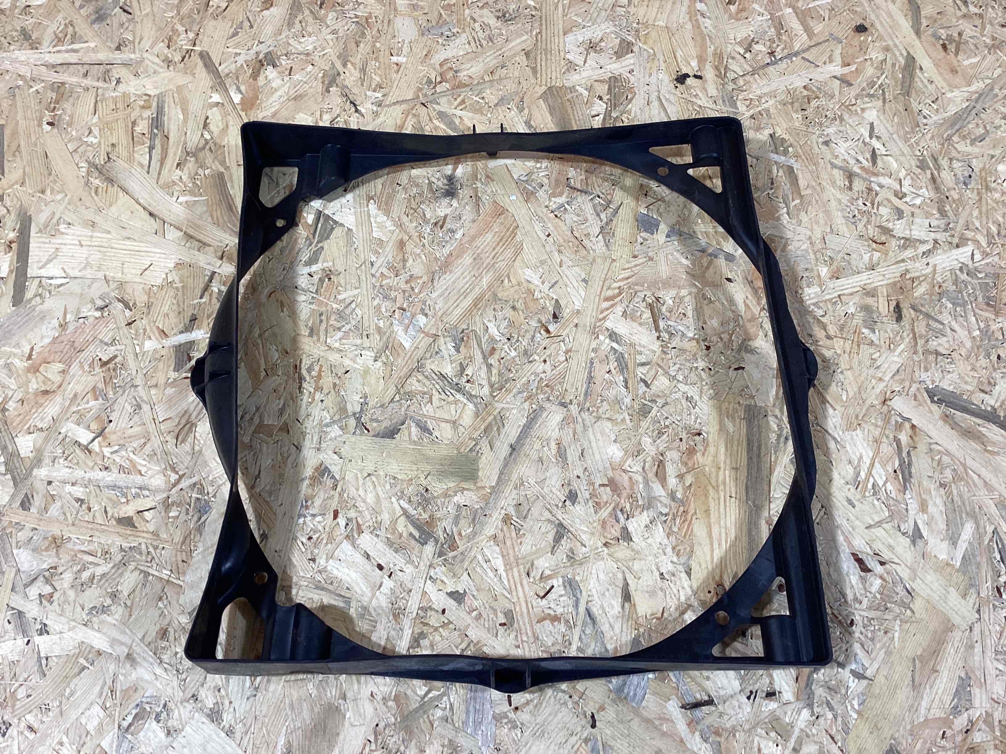 Опора радиатора, крепление/кронштейн, уплотнитель радиатора Porsche 911 260326-121